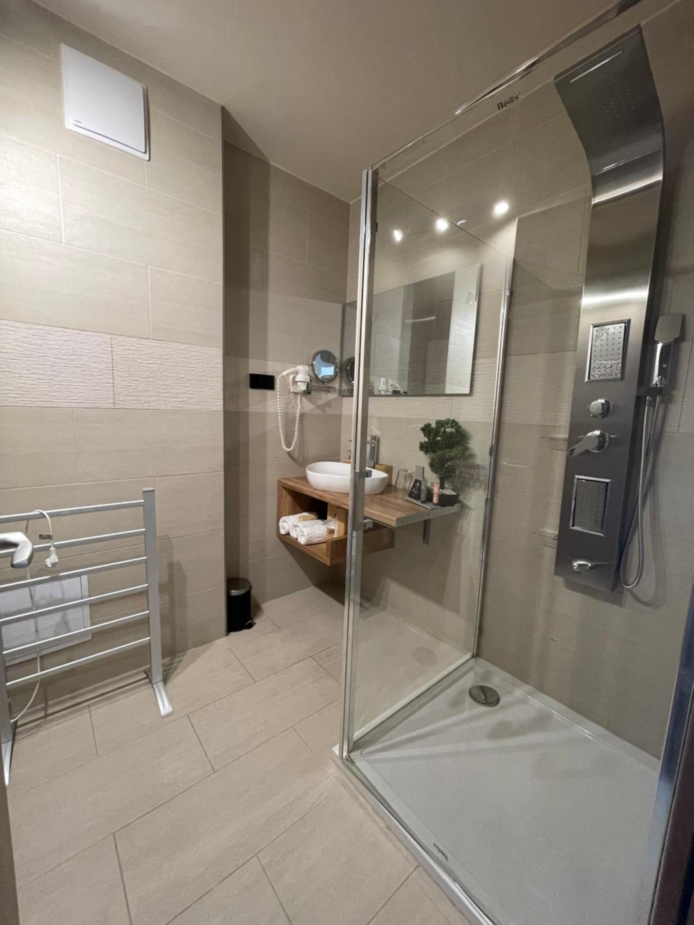 Junior Suite - Photo 2
