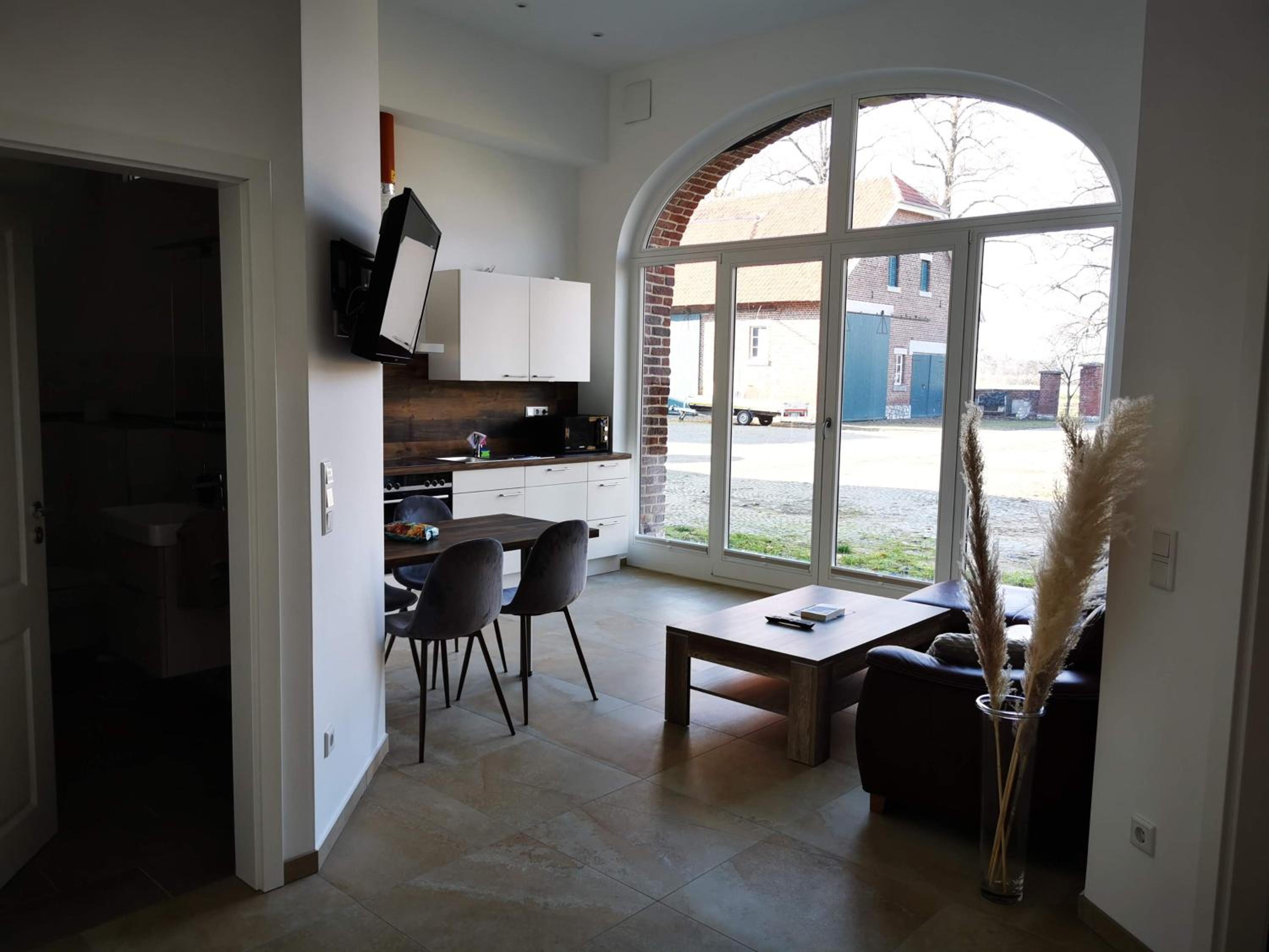 One-Bedroom House photo 1