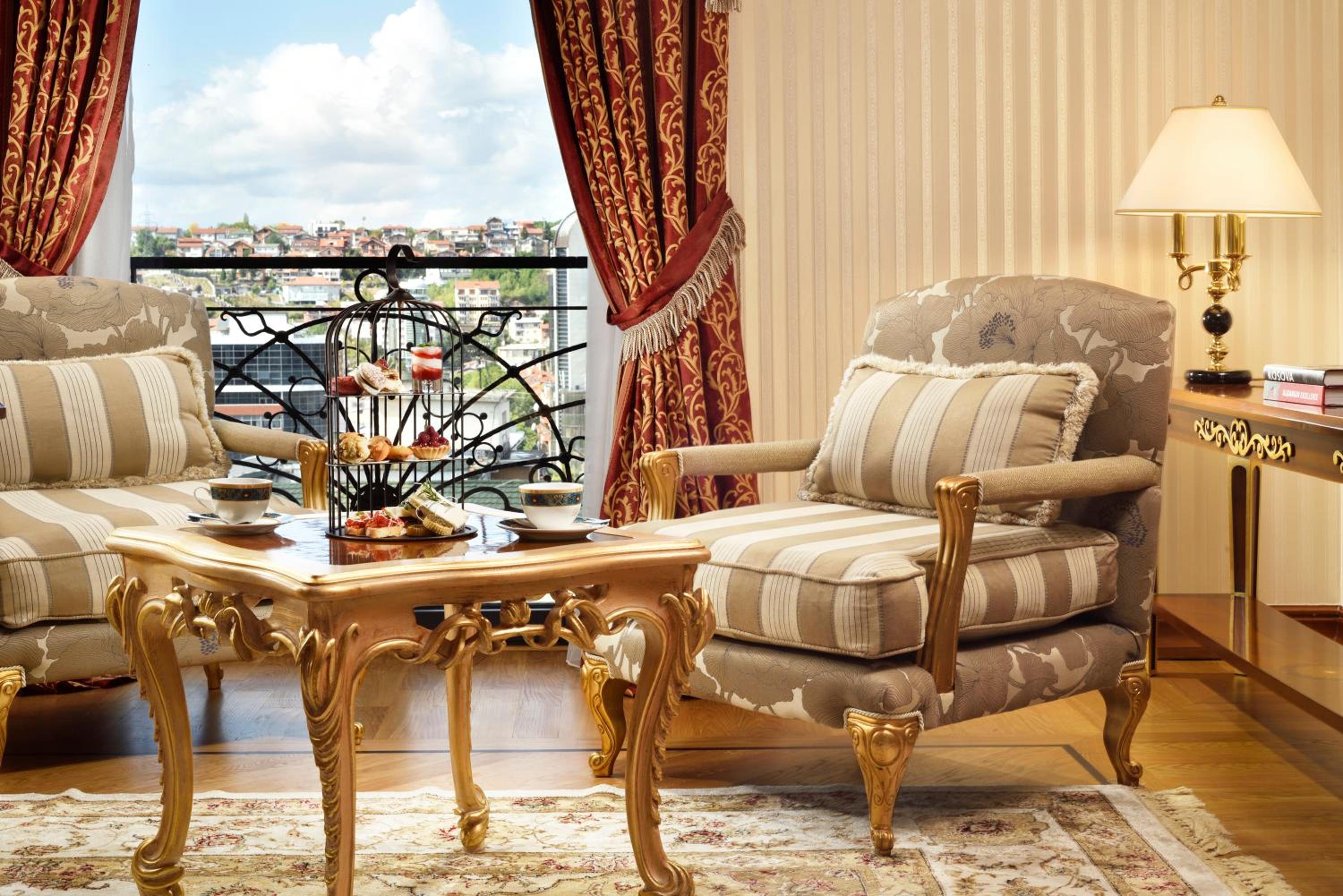 Penthouse Suite