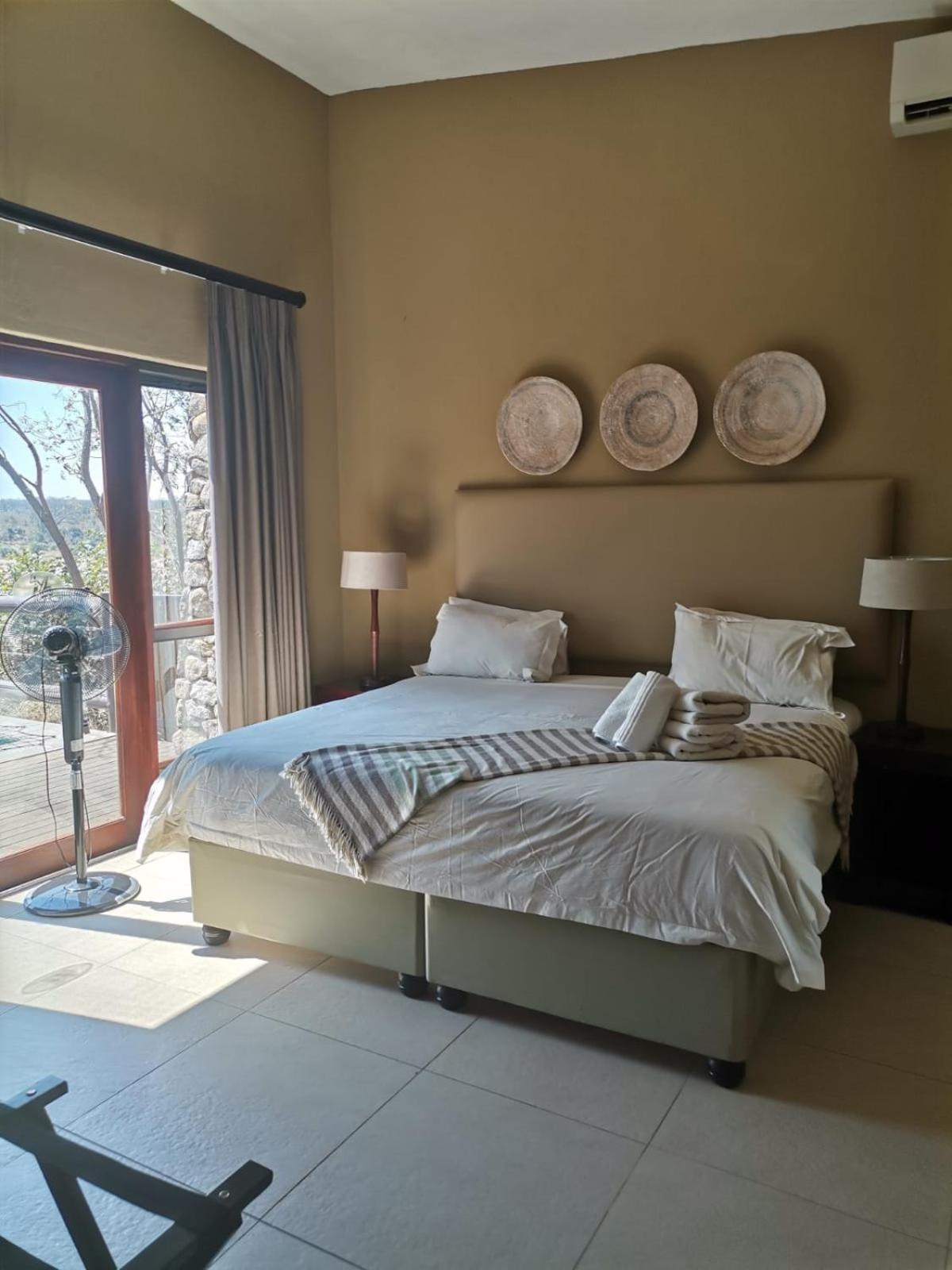 Three-Bedroom Chalet photo 1