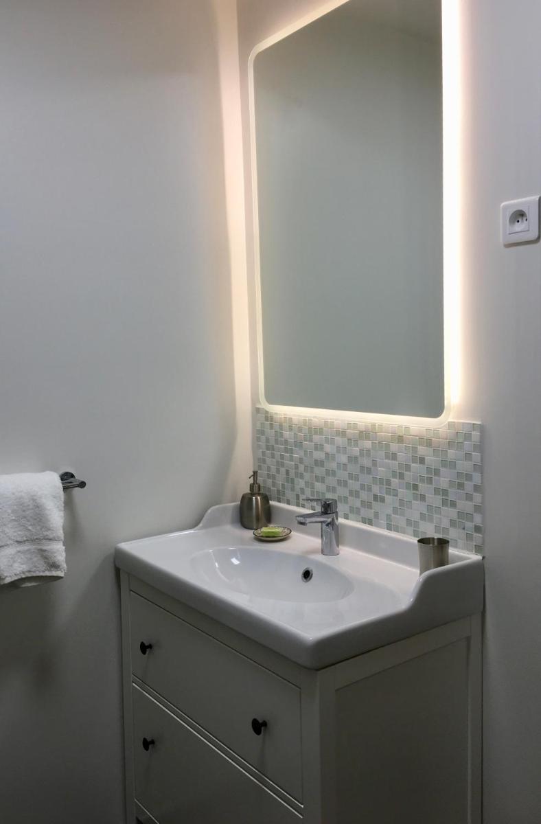 Double or Twin Room with Garden View photo 3