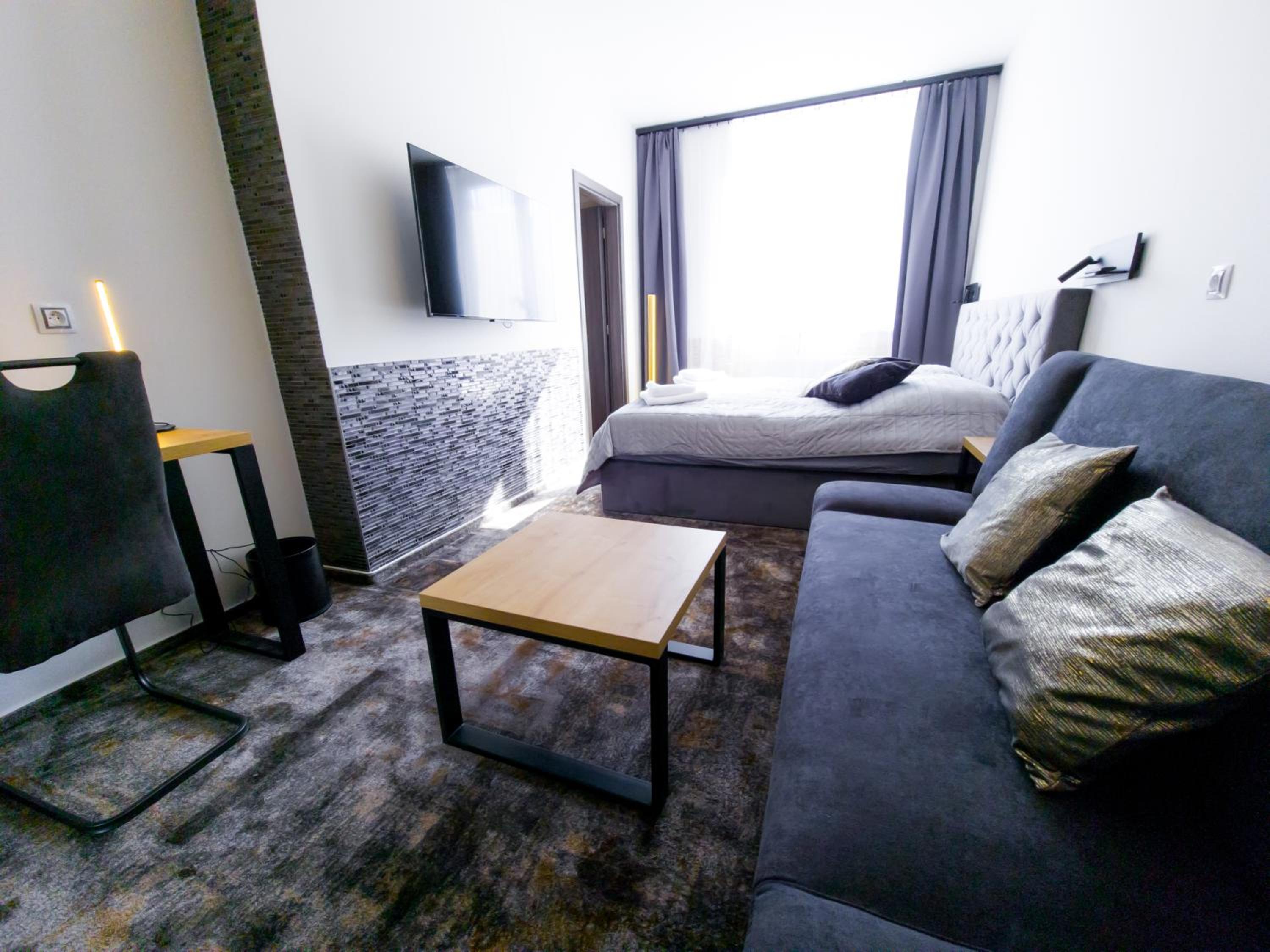 Standard Double Room - Photo 1