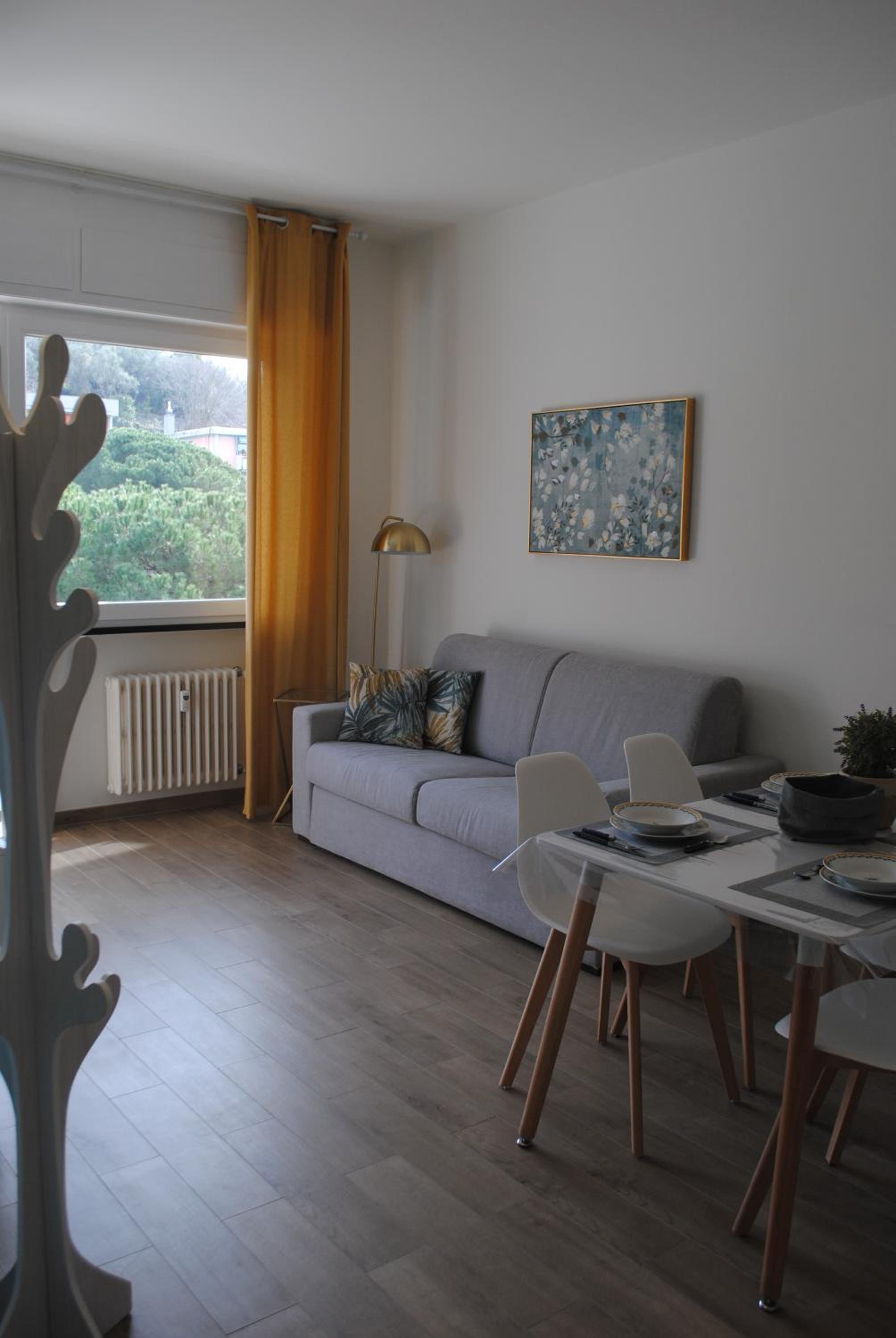 One-Bedroom Apartment