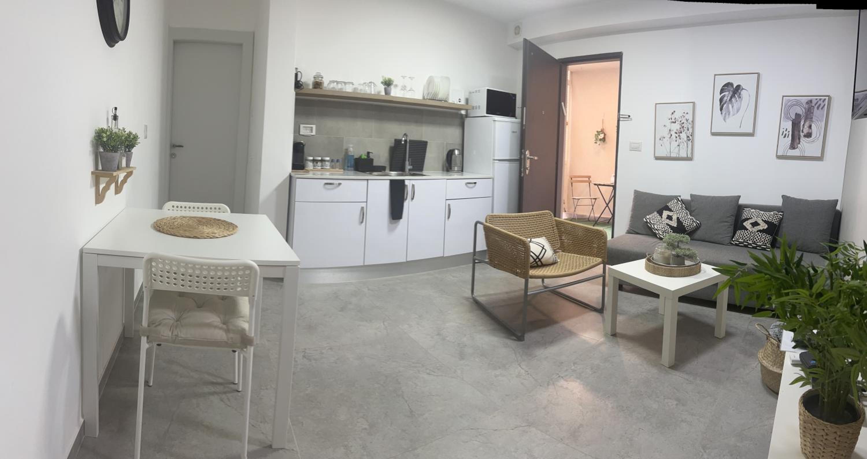 Deluxe Apartment