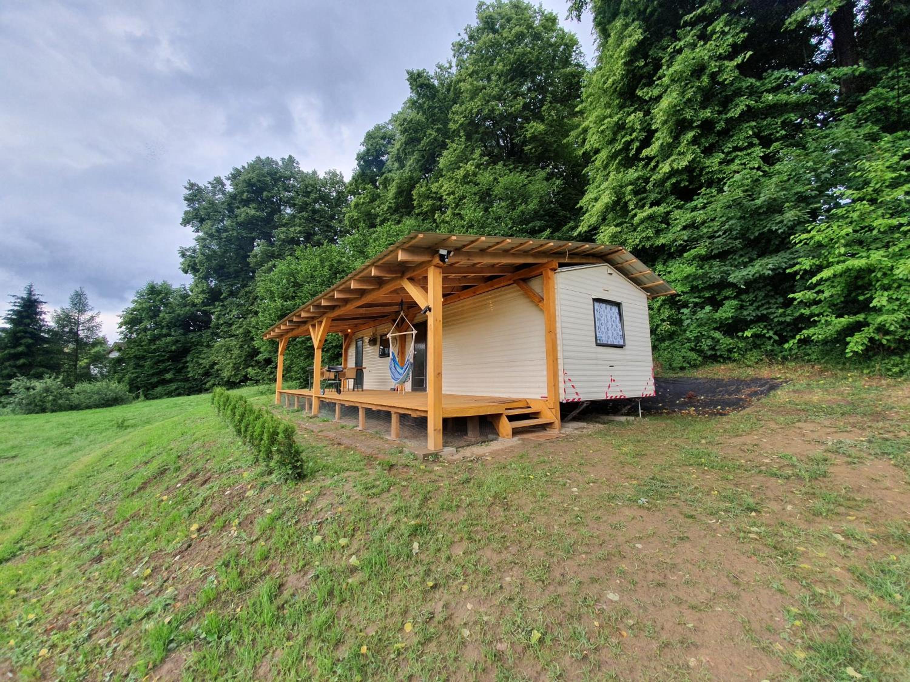 Mobile Home - Photo 9