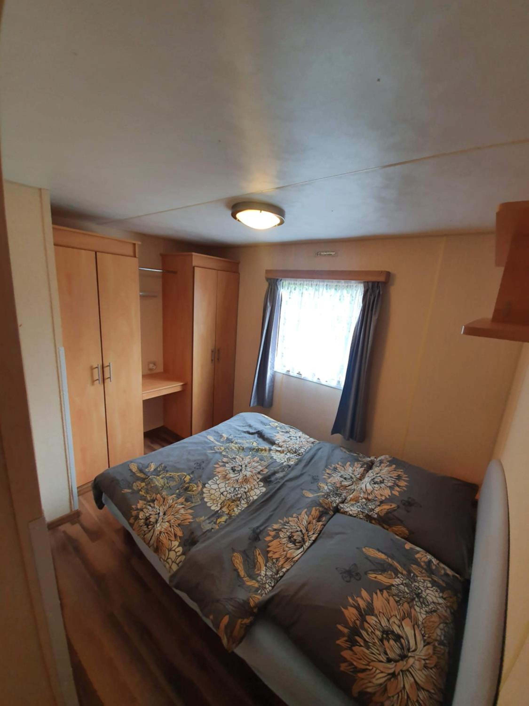 Mobile Home - Photo 4
