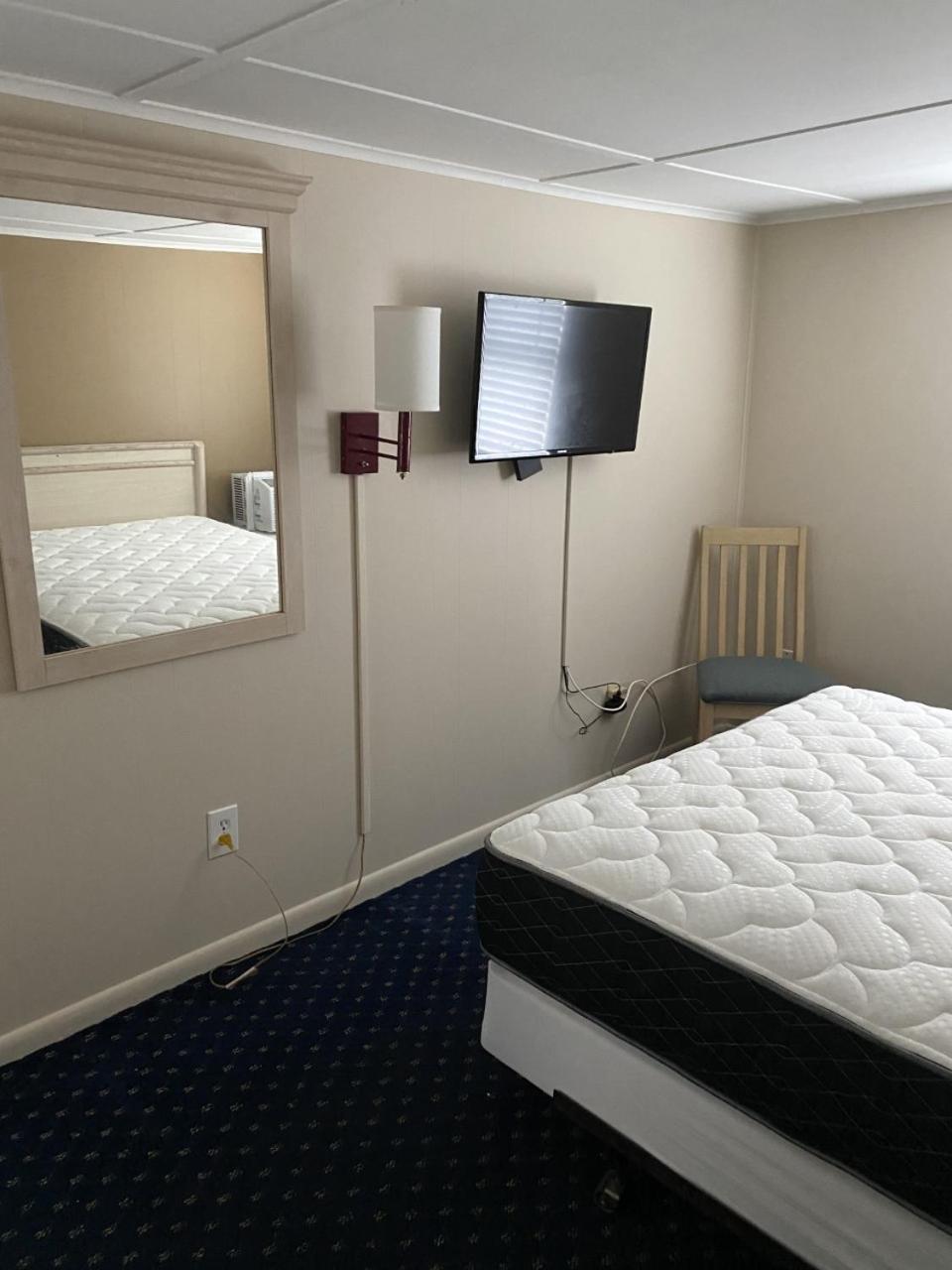 Suite - Photo 6
