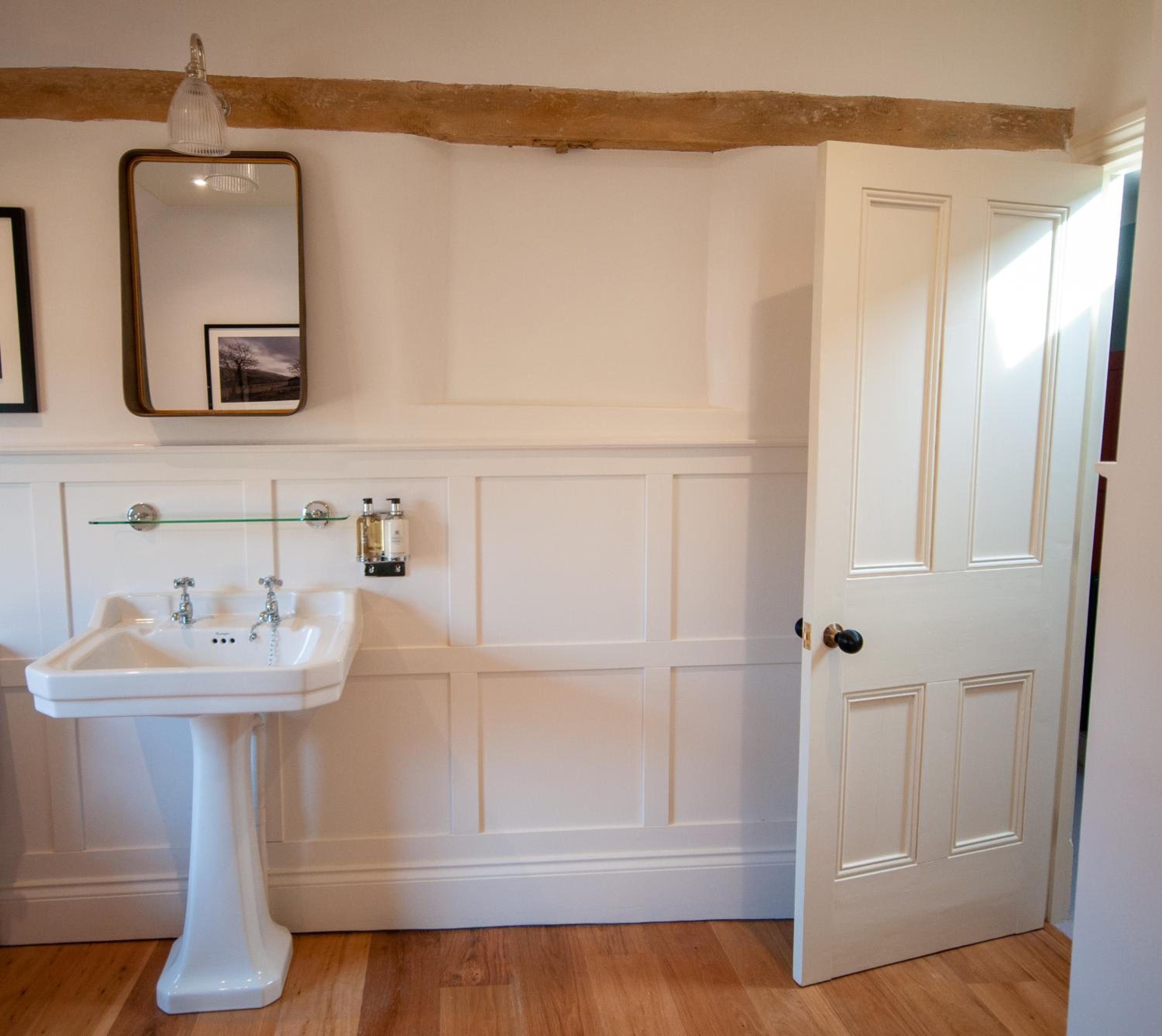 One-Bedroom Suite photo 2