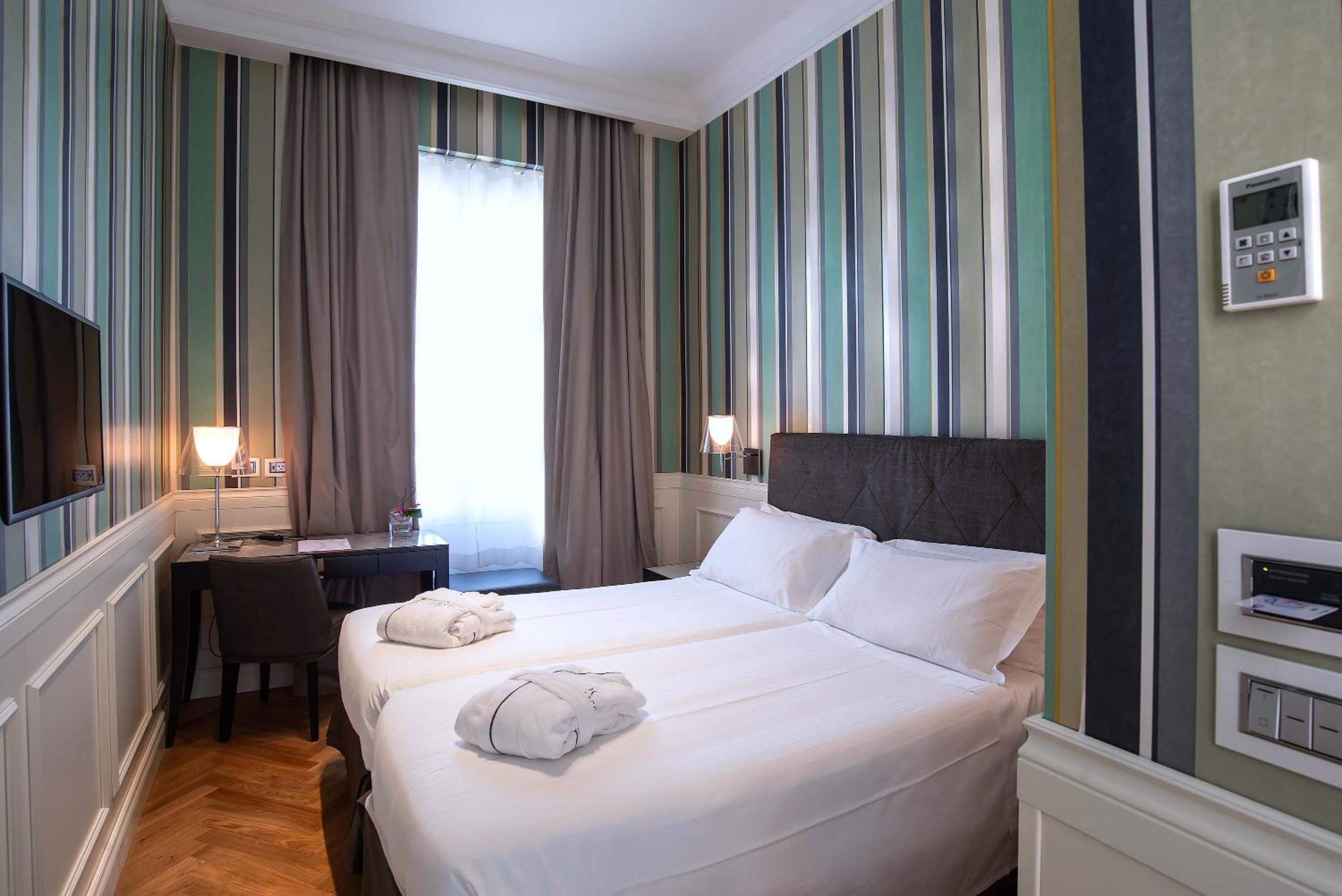 Hotel Damaso - Photo 103