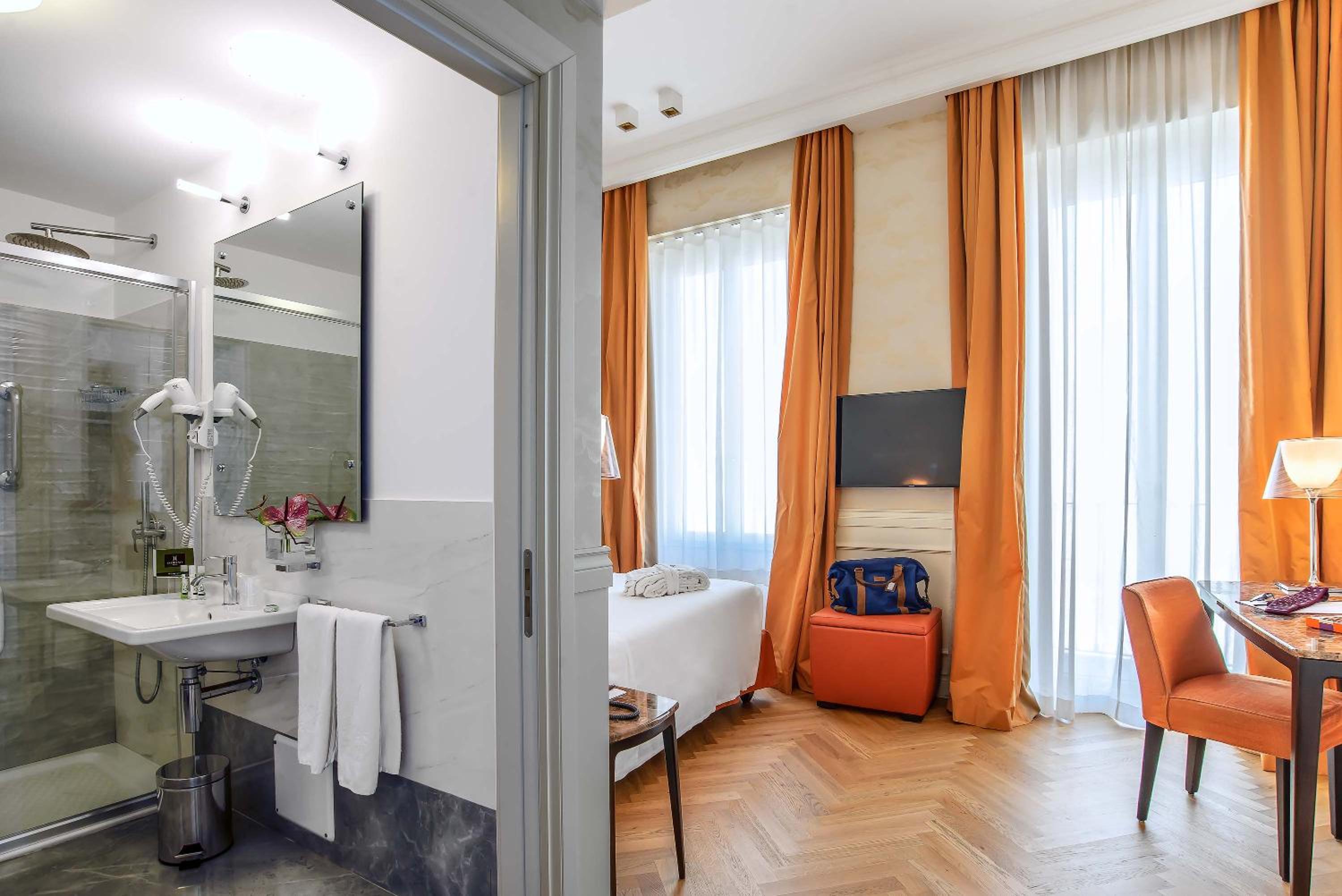 Hotel Damaso - Photo 61