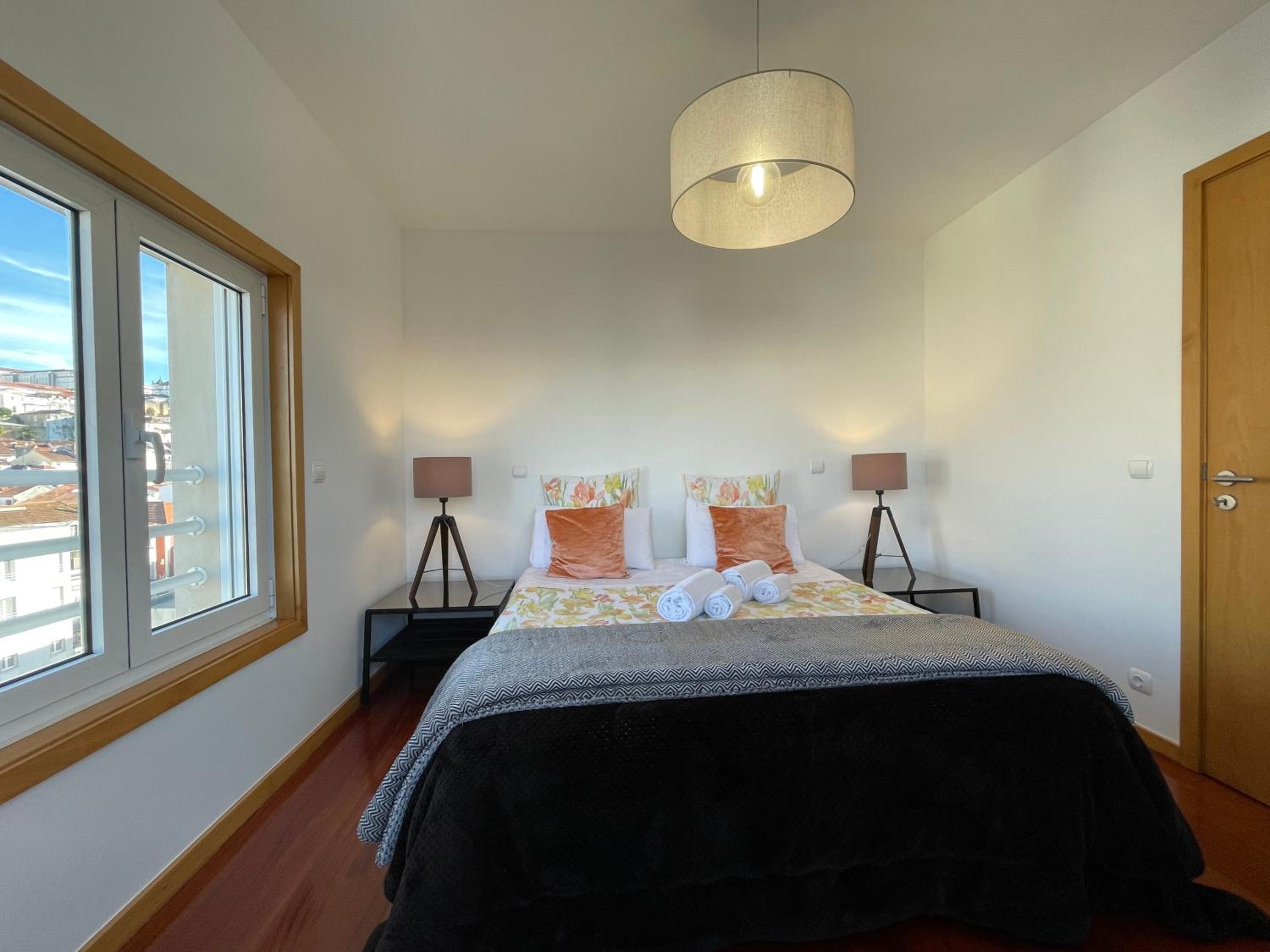 One-Bedroom Apartment - Photo 13