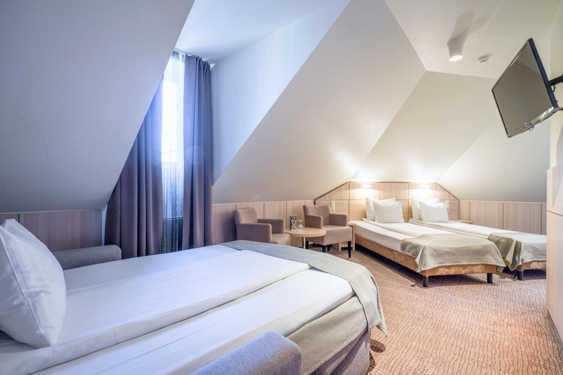 Standard Triple Room photo 3