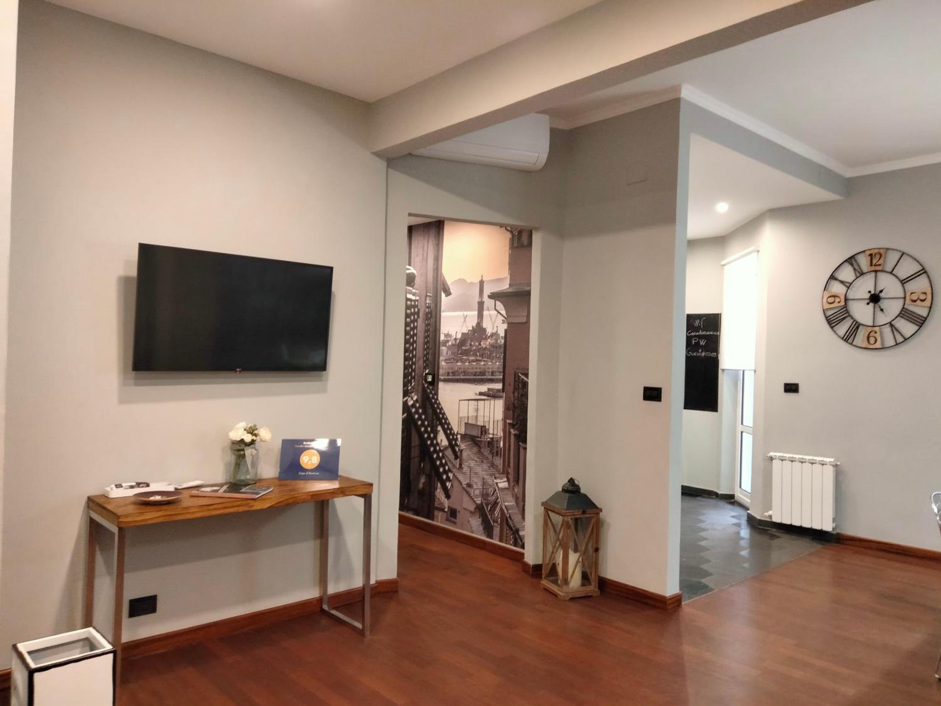 Two-Bedroom House - Photo 1