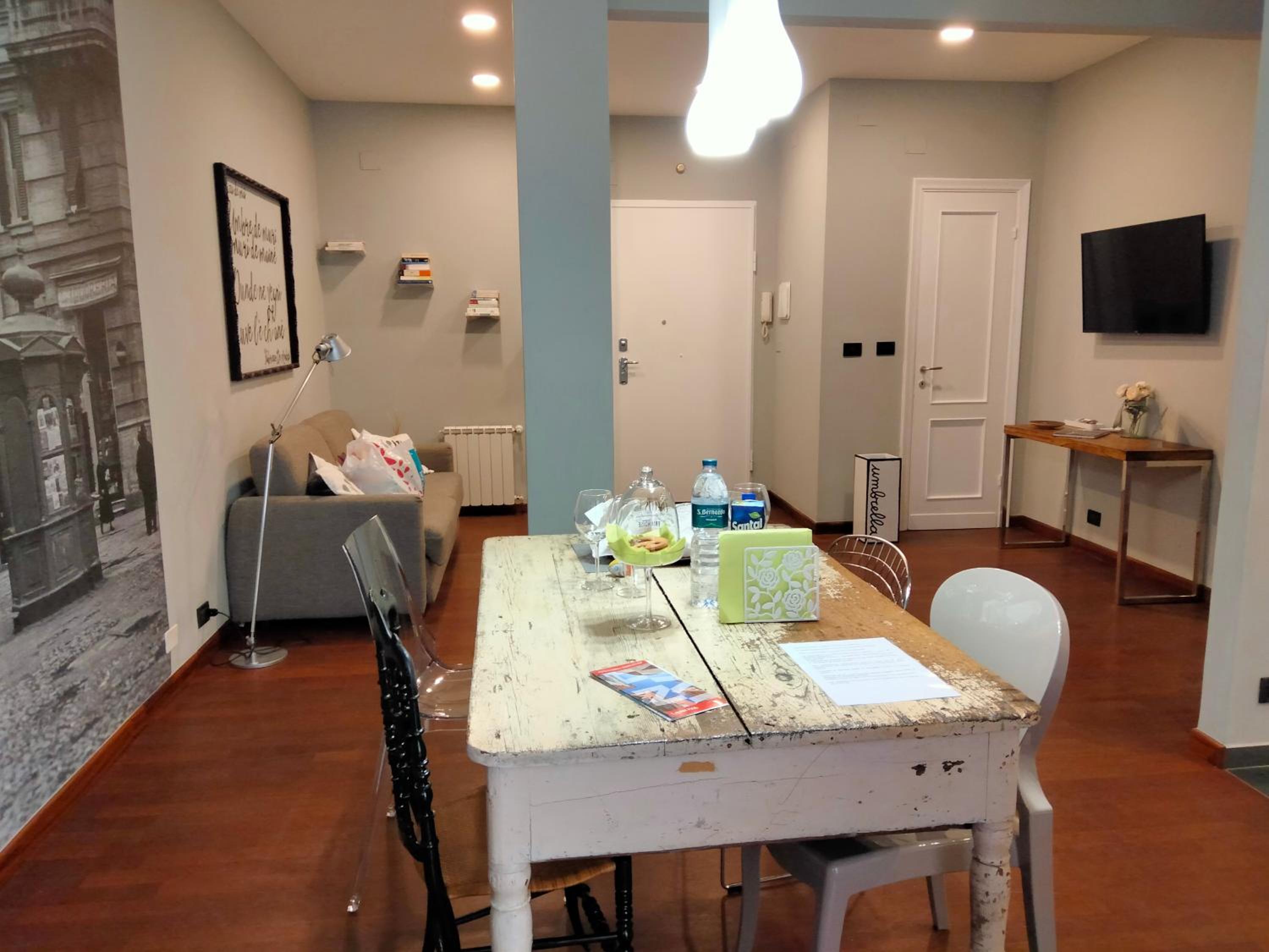 Two-Bedroom House - Photo 12
