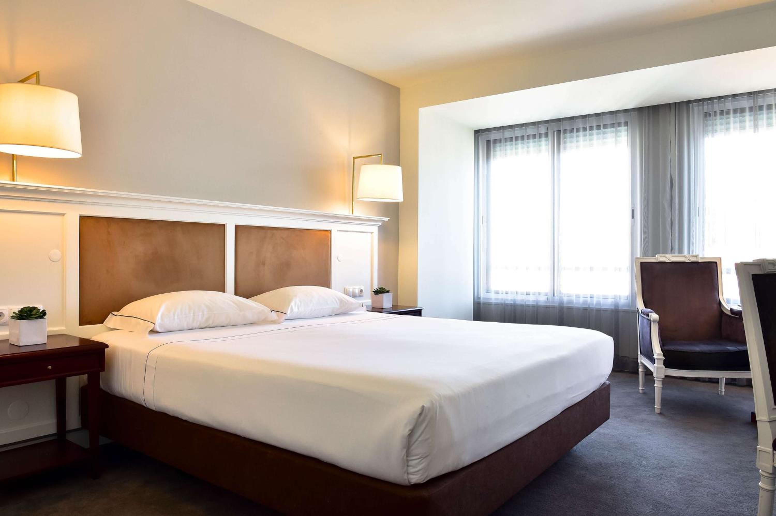 Family Interconnecting Room (4 Adults)