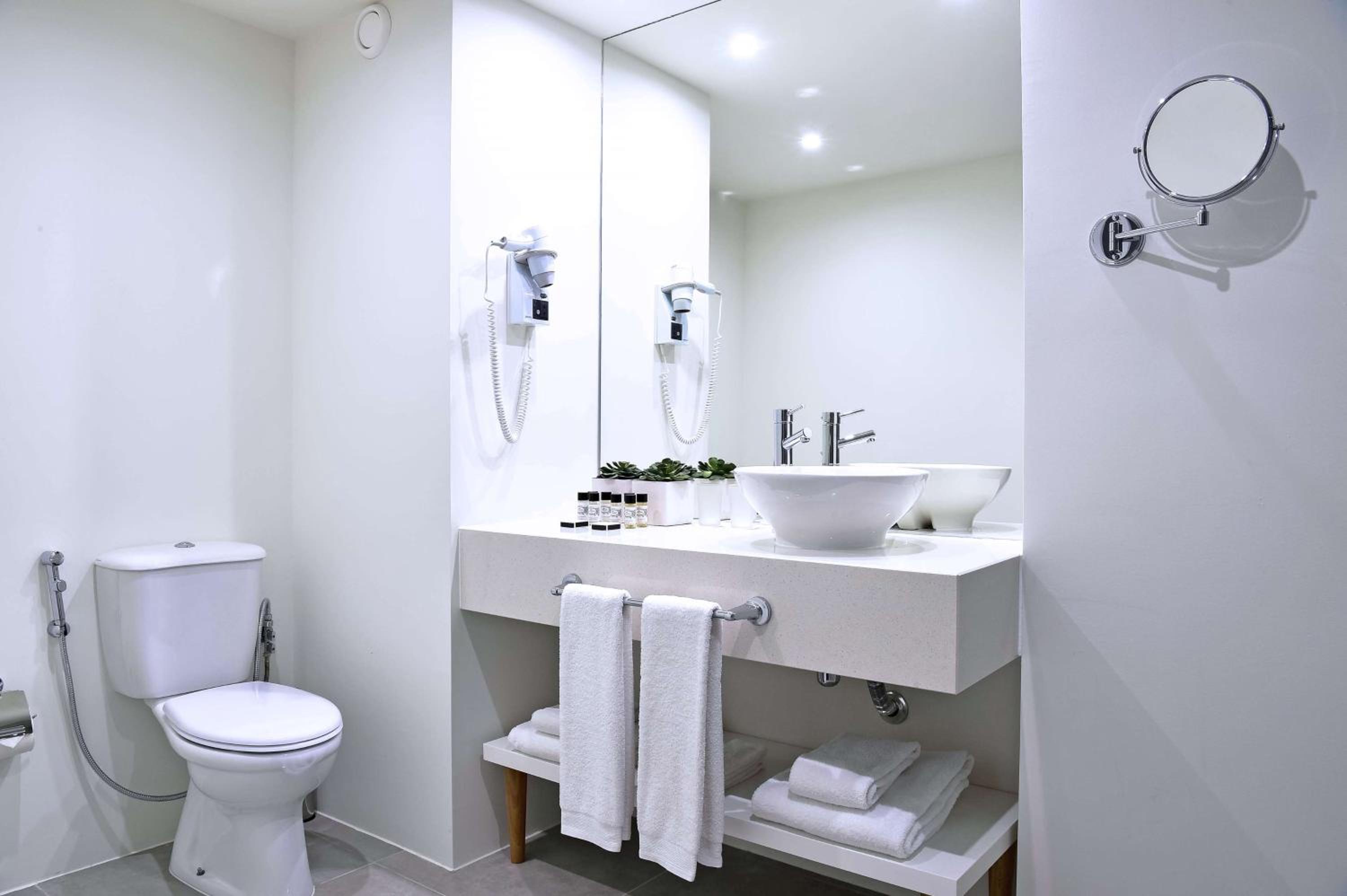 Superior Double or Twin Room with Extra Bed (2 Adults + 1 Child) photo 3