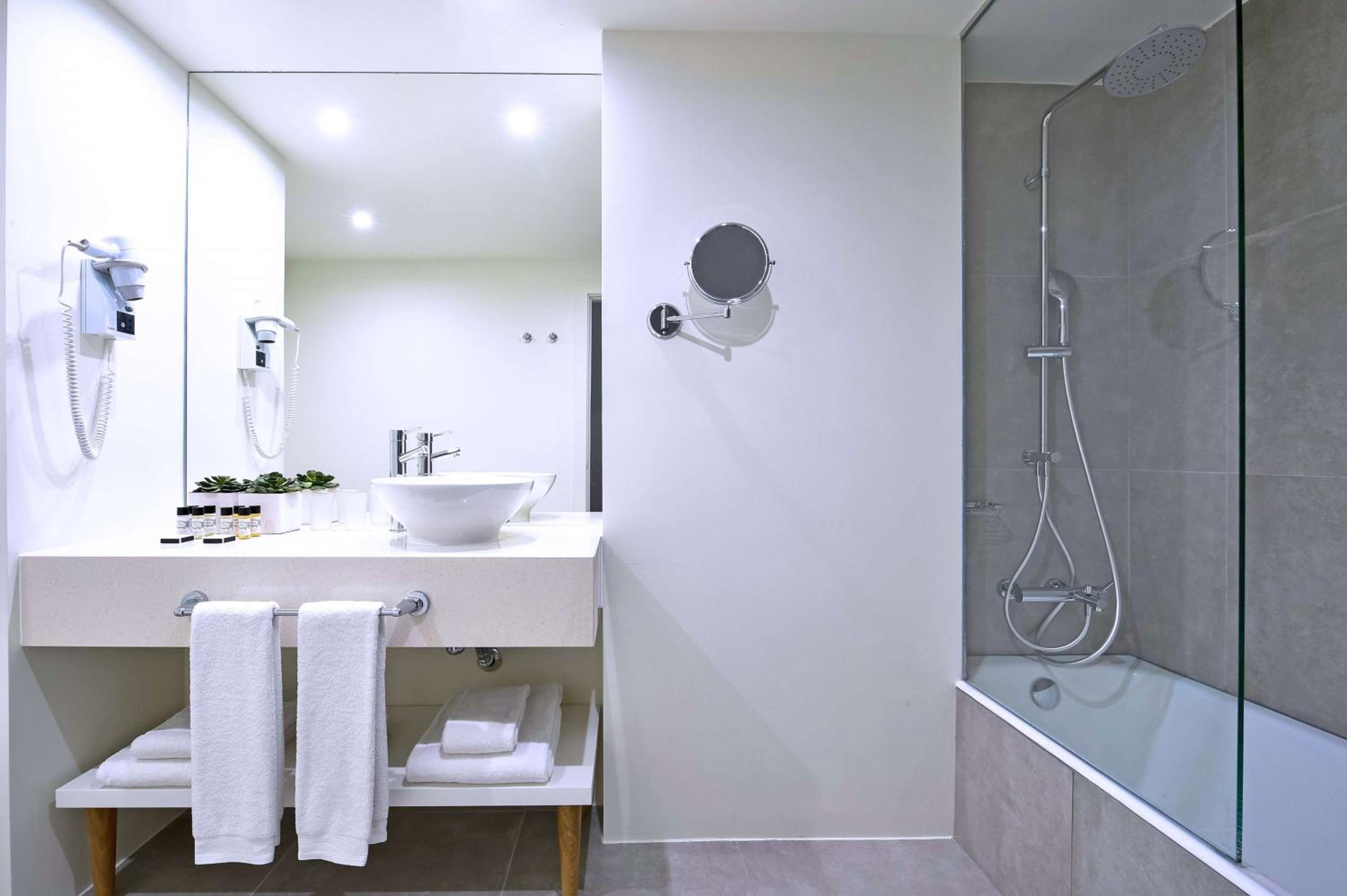 Superior Double or Twin Room photo 2