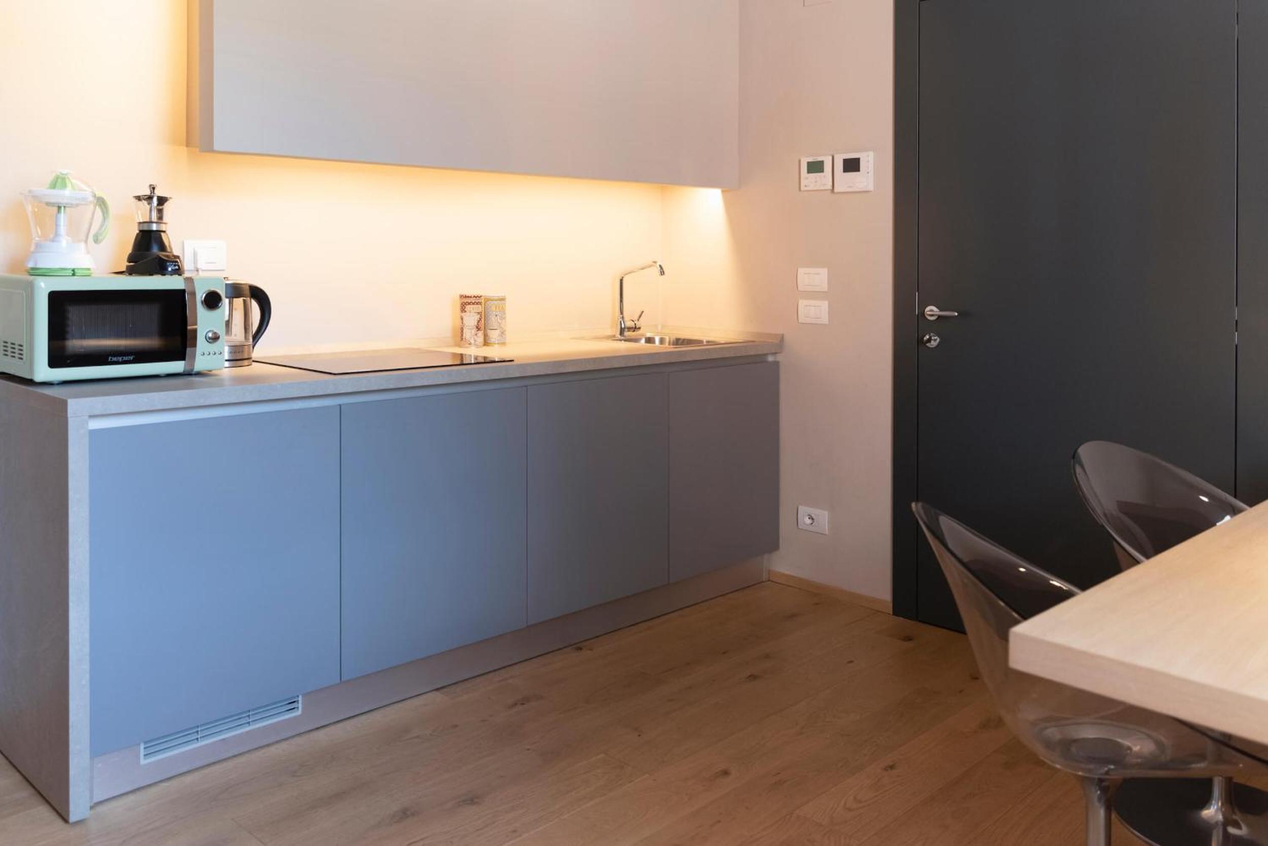 Studio Apartment photo 2