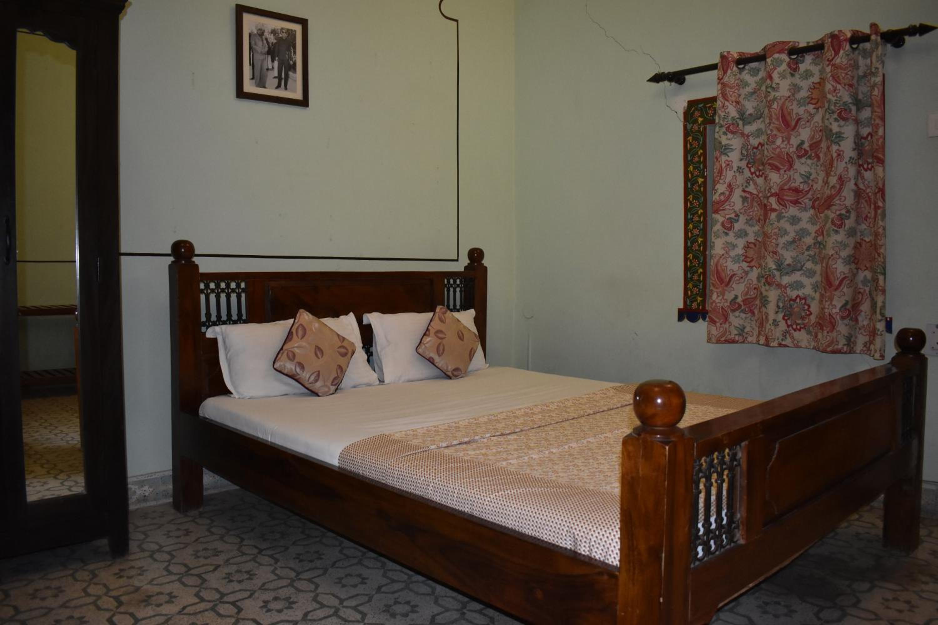 Standard Double Room photo 2