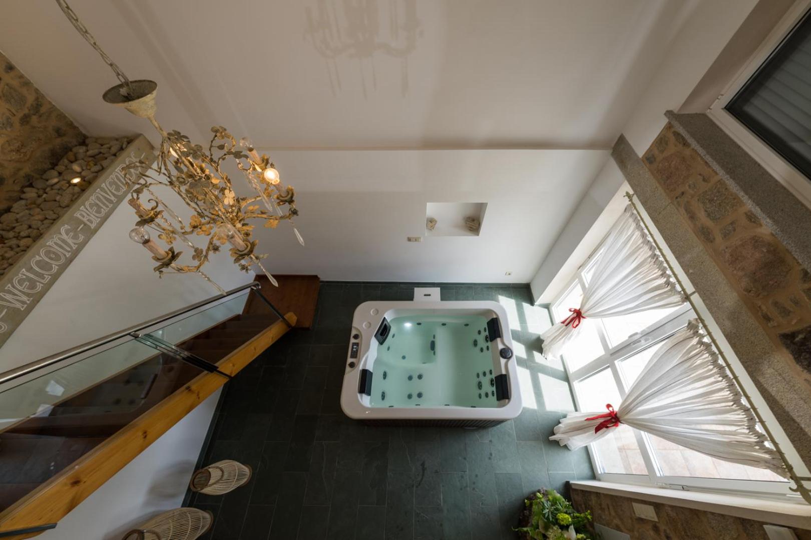 One-Bedroom House - Photo 26