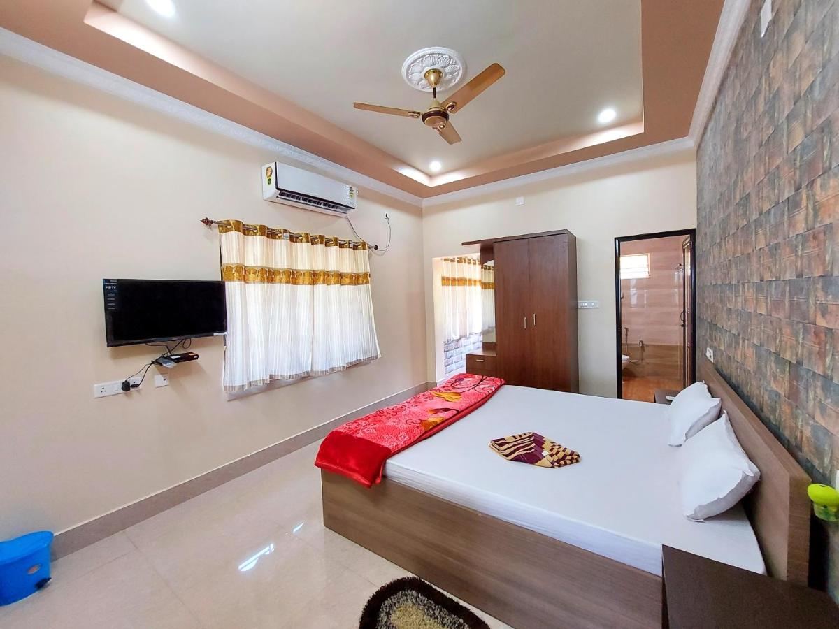 Deluxe Double Room with Balcony photo 1