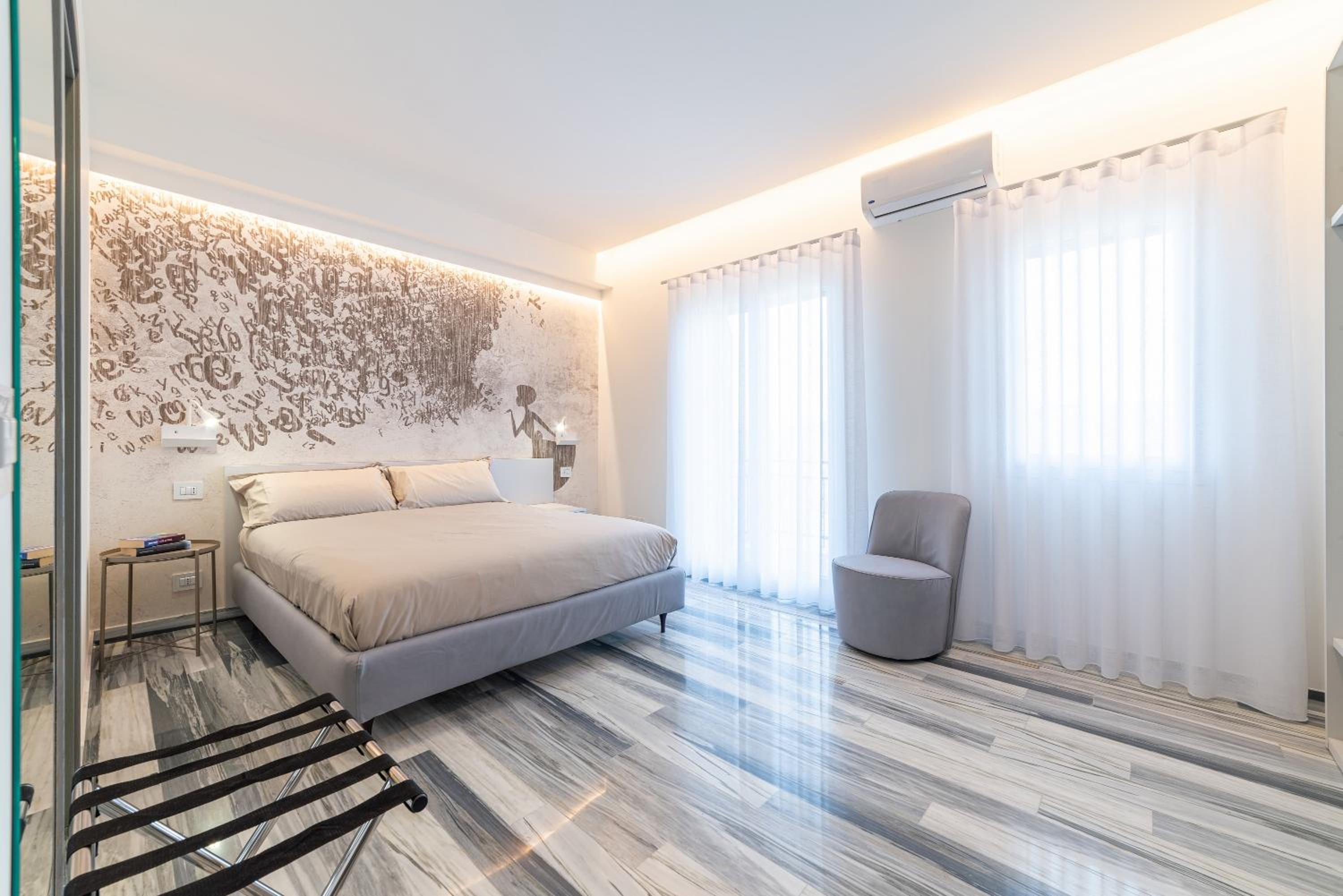 Double Room with Balcony photo 2