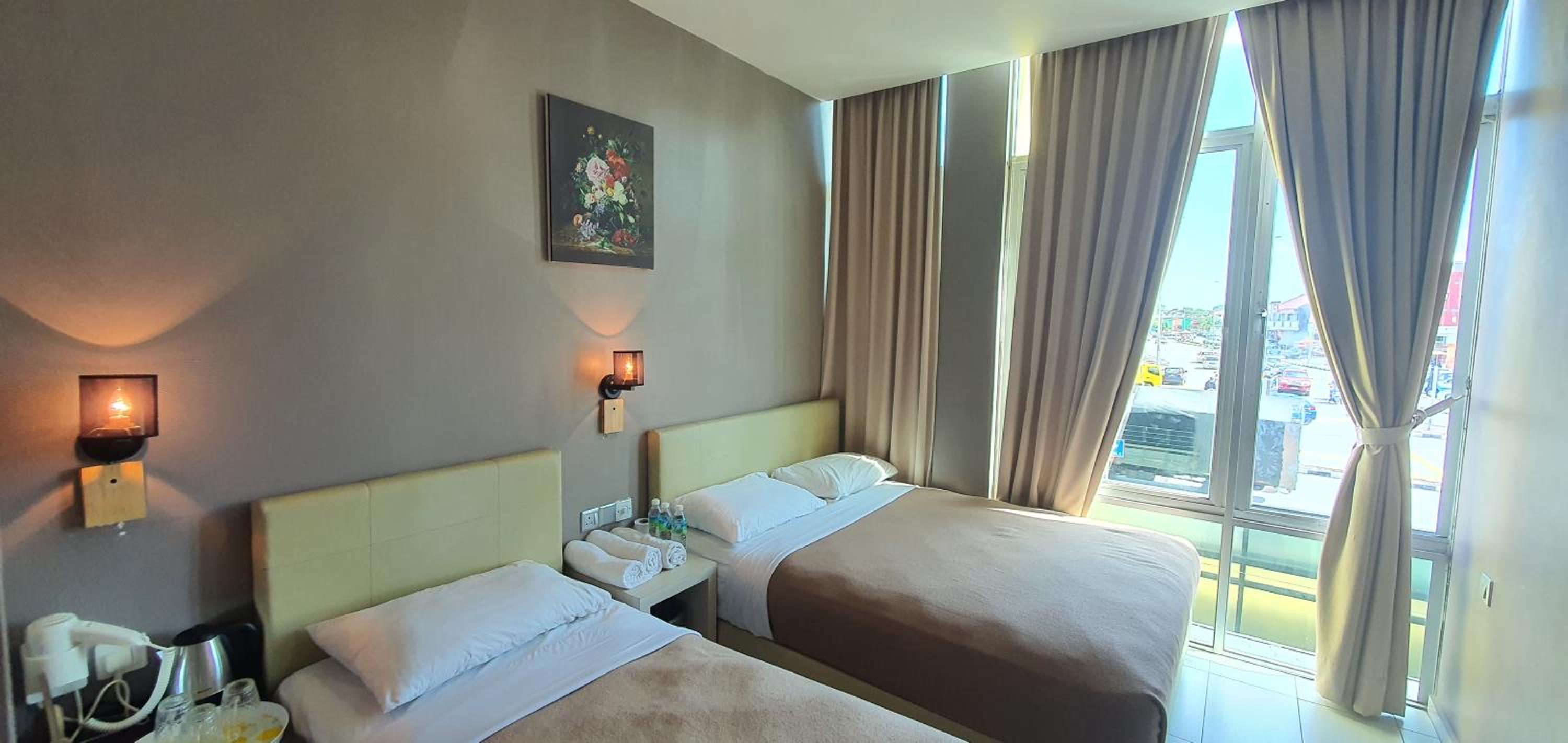 Deluxe Triple Room - Photo 1