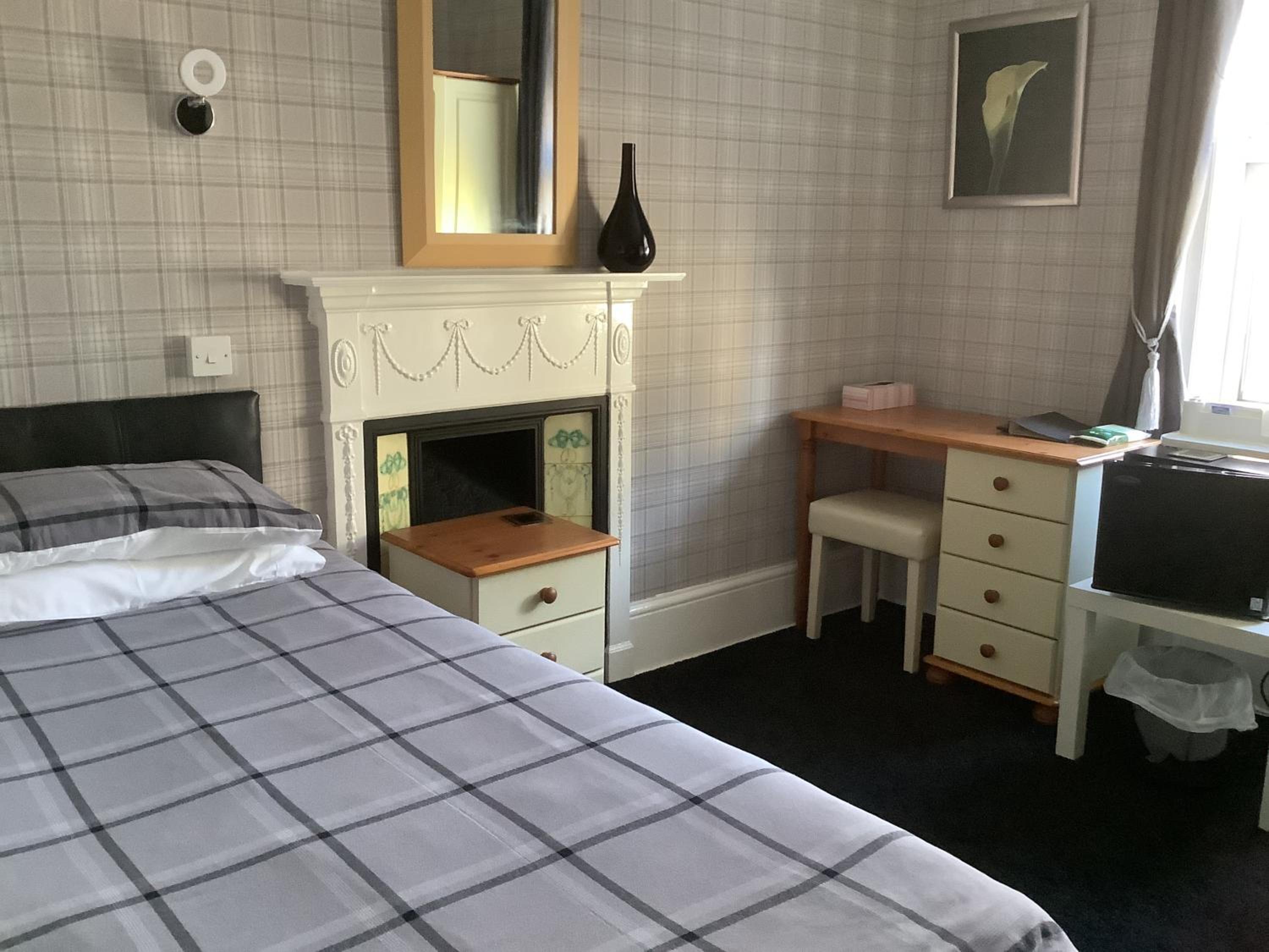 Standard Single Room with Shower photo 1