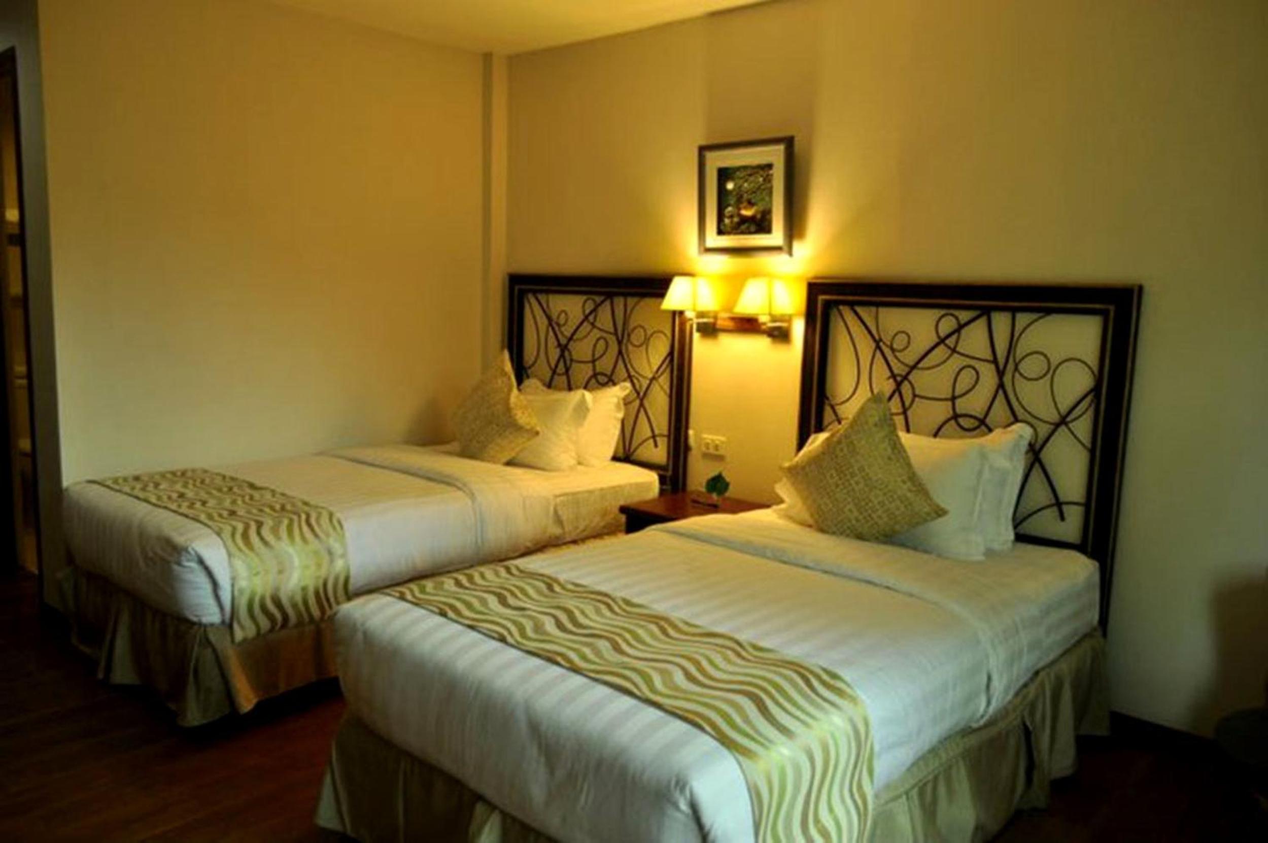 Deluxe Twin Room photo 2