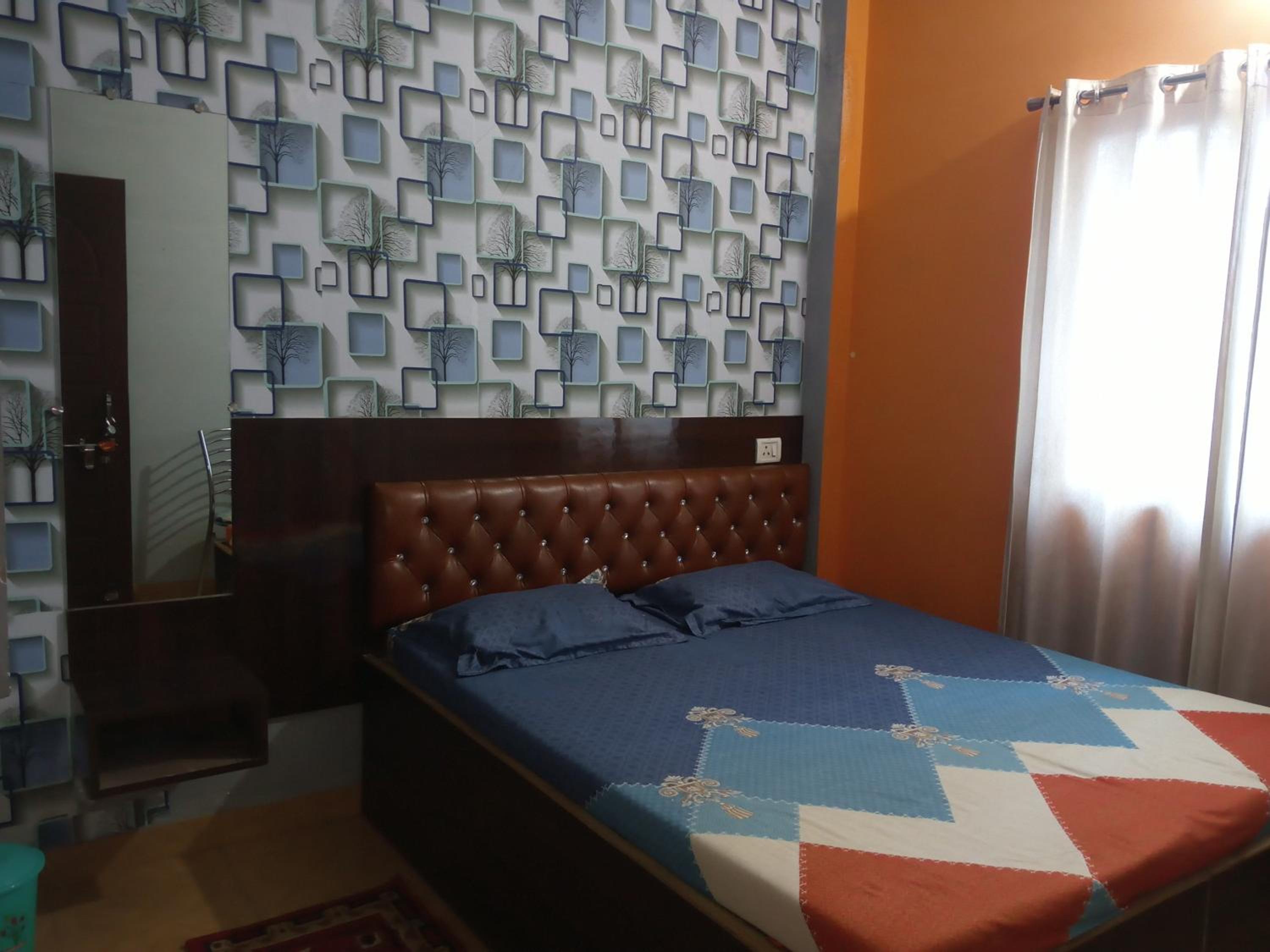 Standard Double Room with Fan - Photo 4