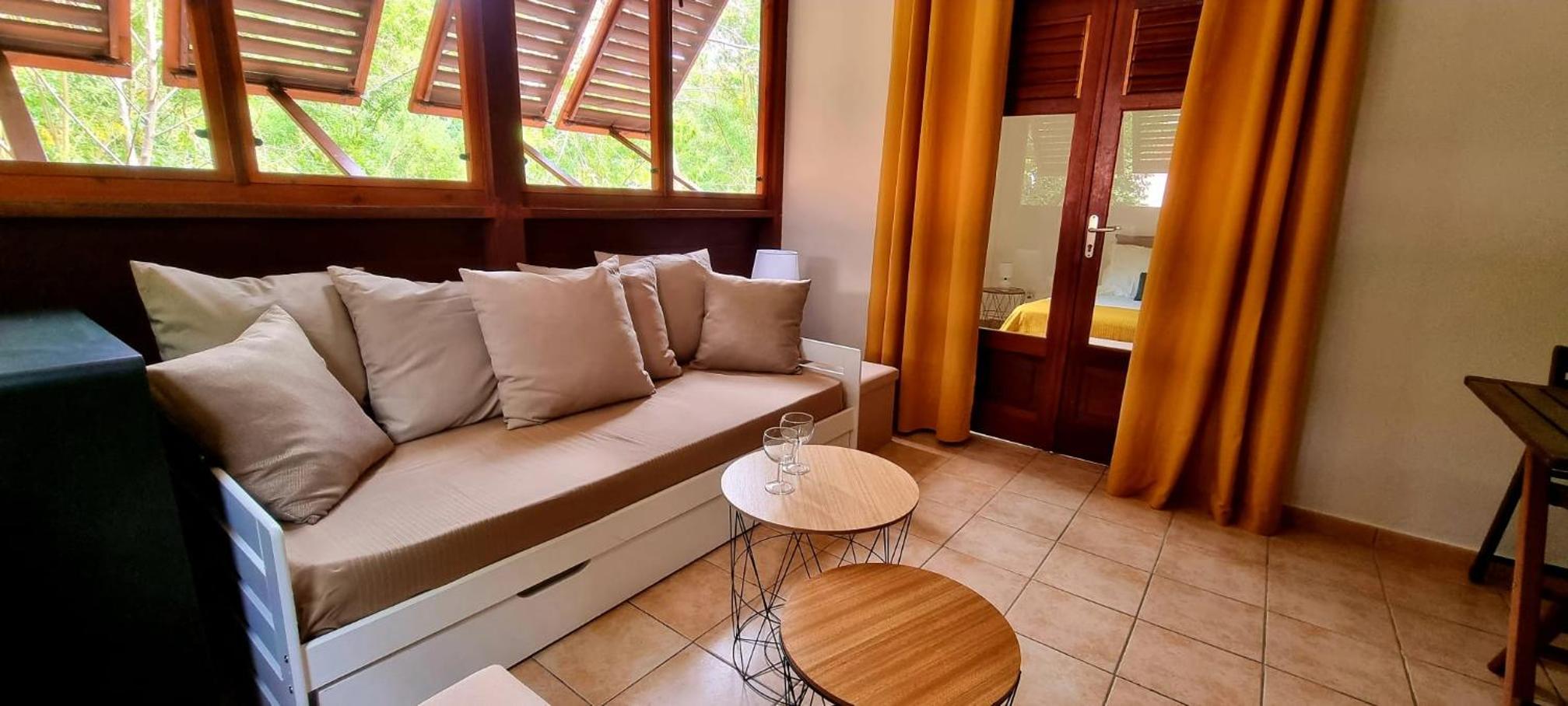 One-Bedroom House - Photo 28
