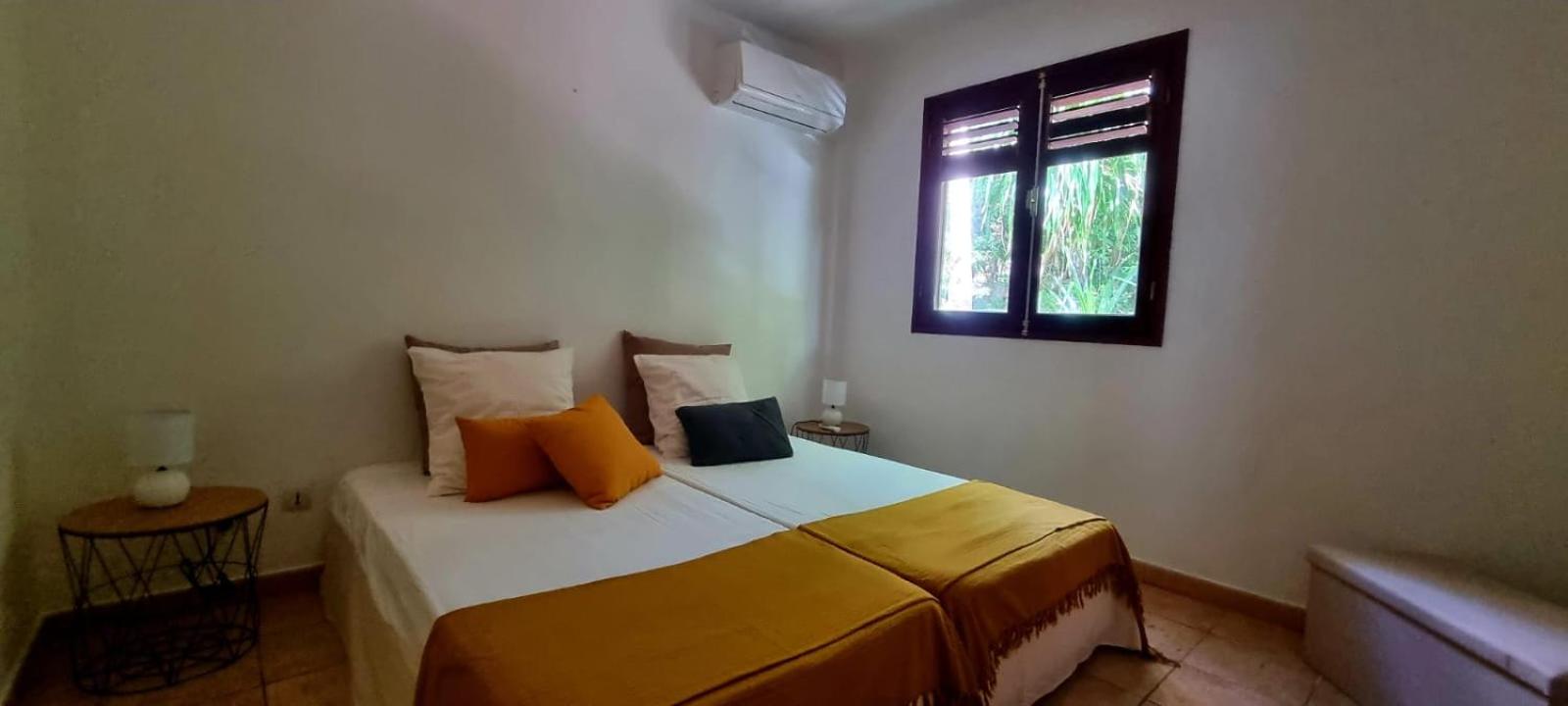 Two-Bedroom House - Photo 4
