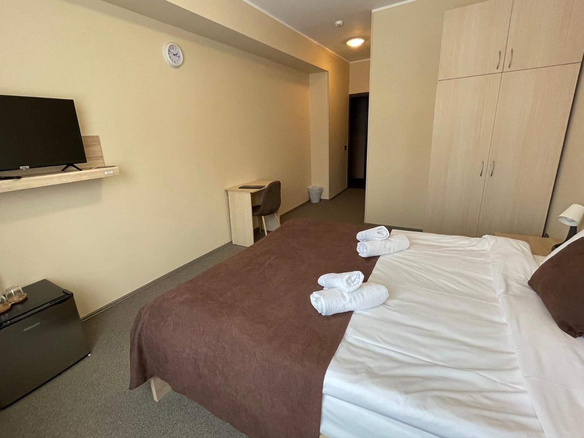 Large Double Room