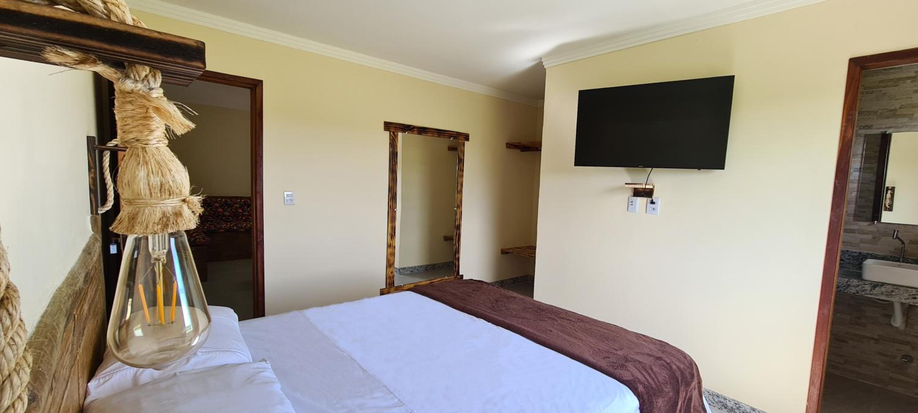 Apartment with Balcony - Photo 18