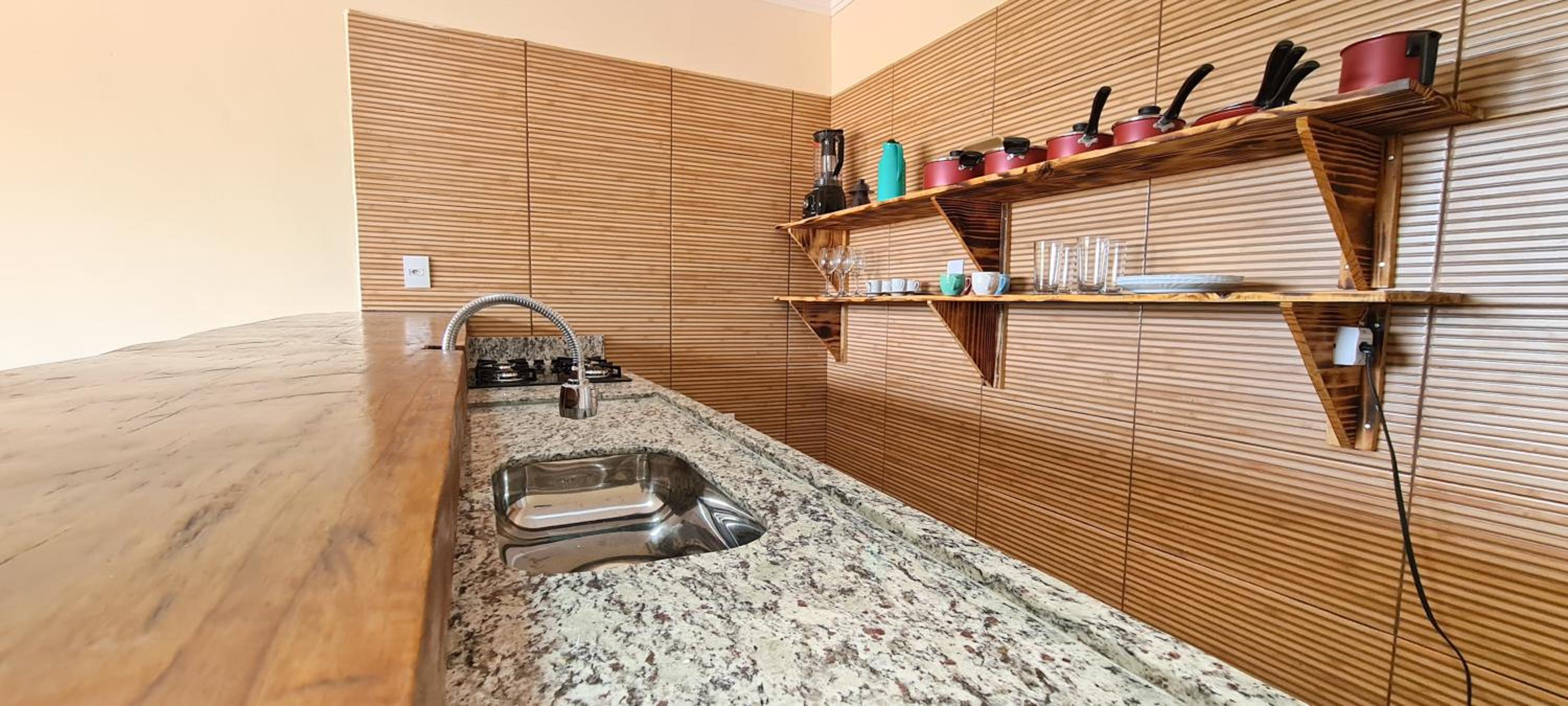 Apartment with Balcony - Photo 17