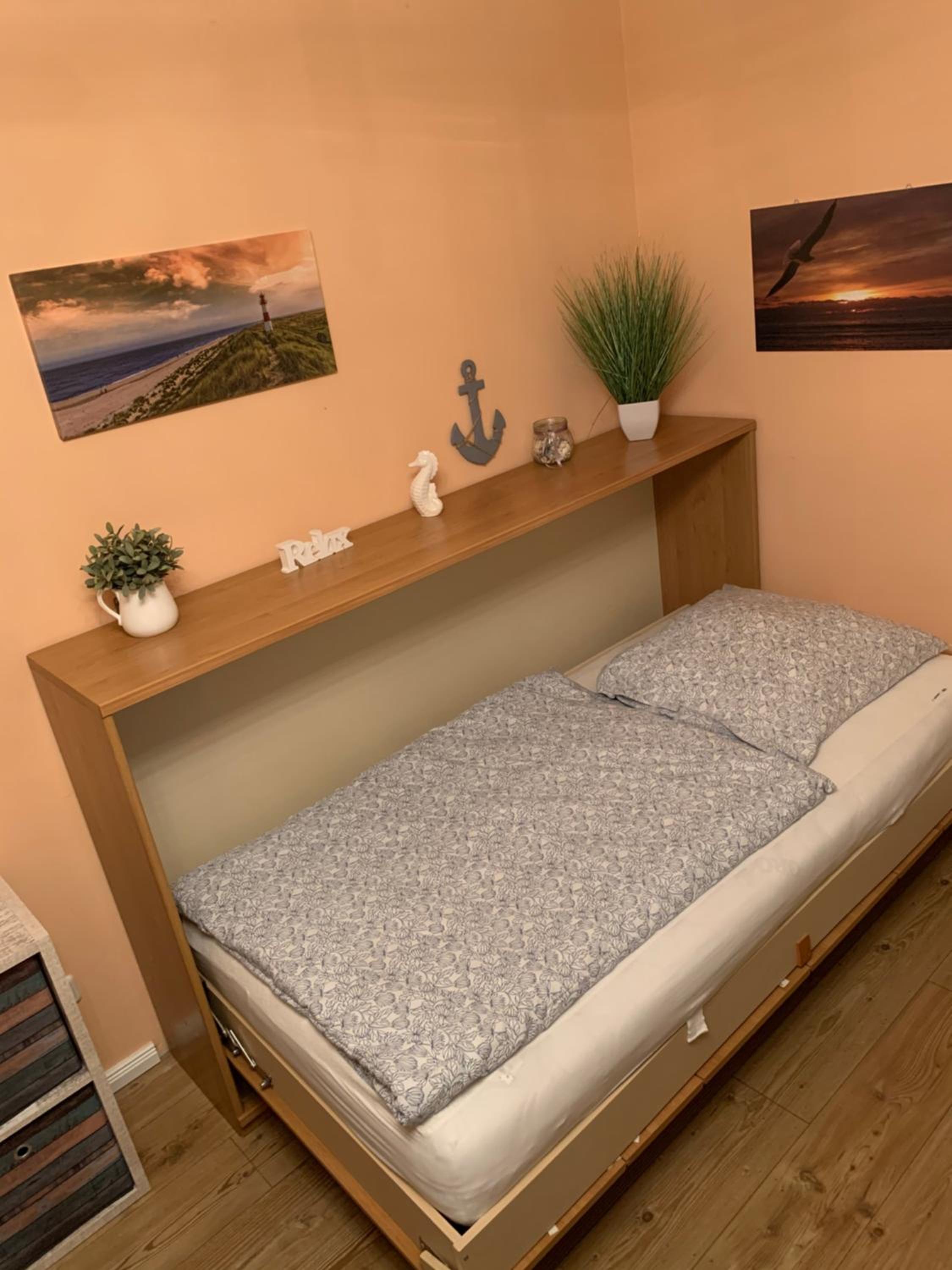 One-Bedroom Apartment photo 1