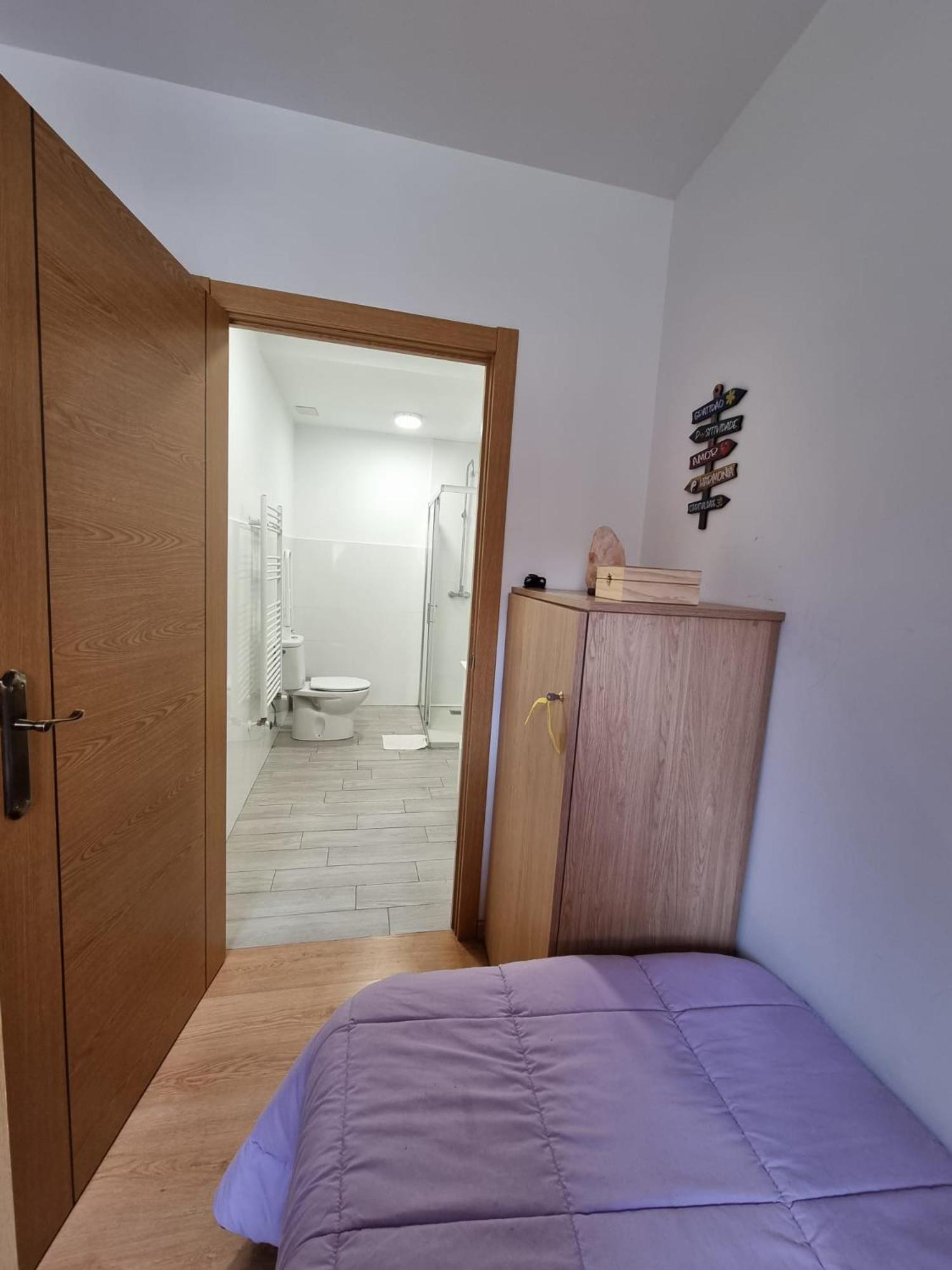 Double Room - Photo 4