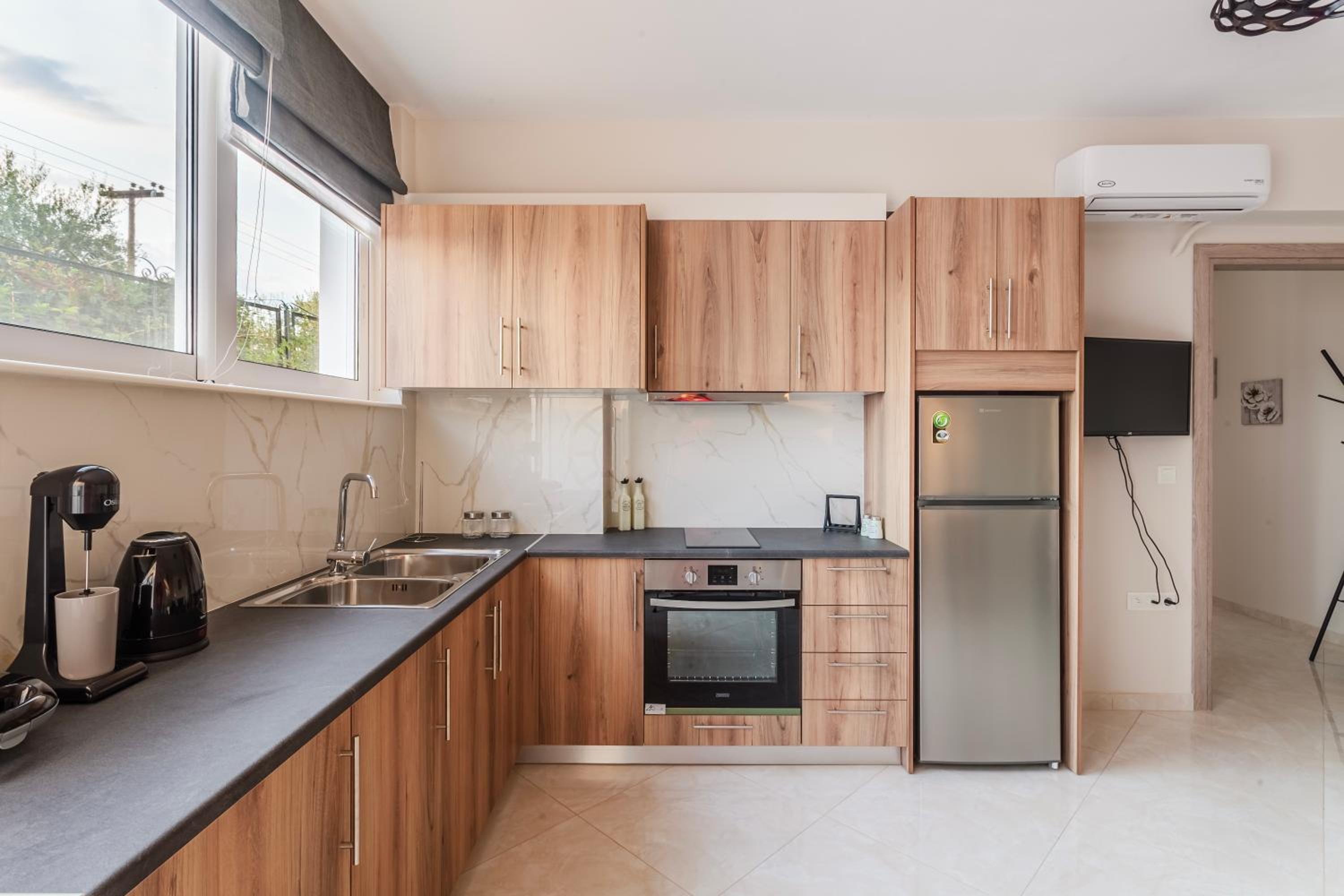 One-Bedroom Apartment - Photo 21