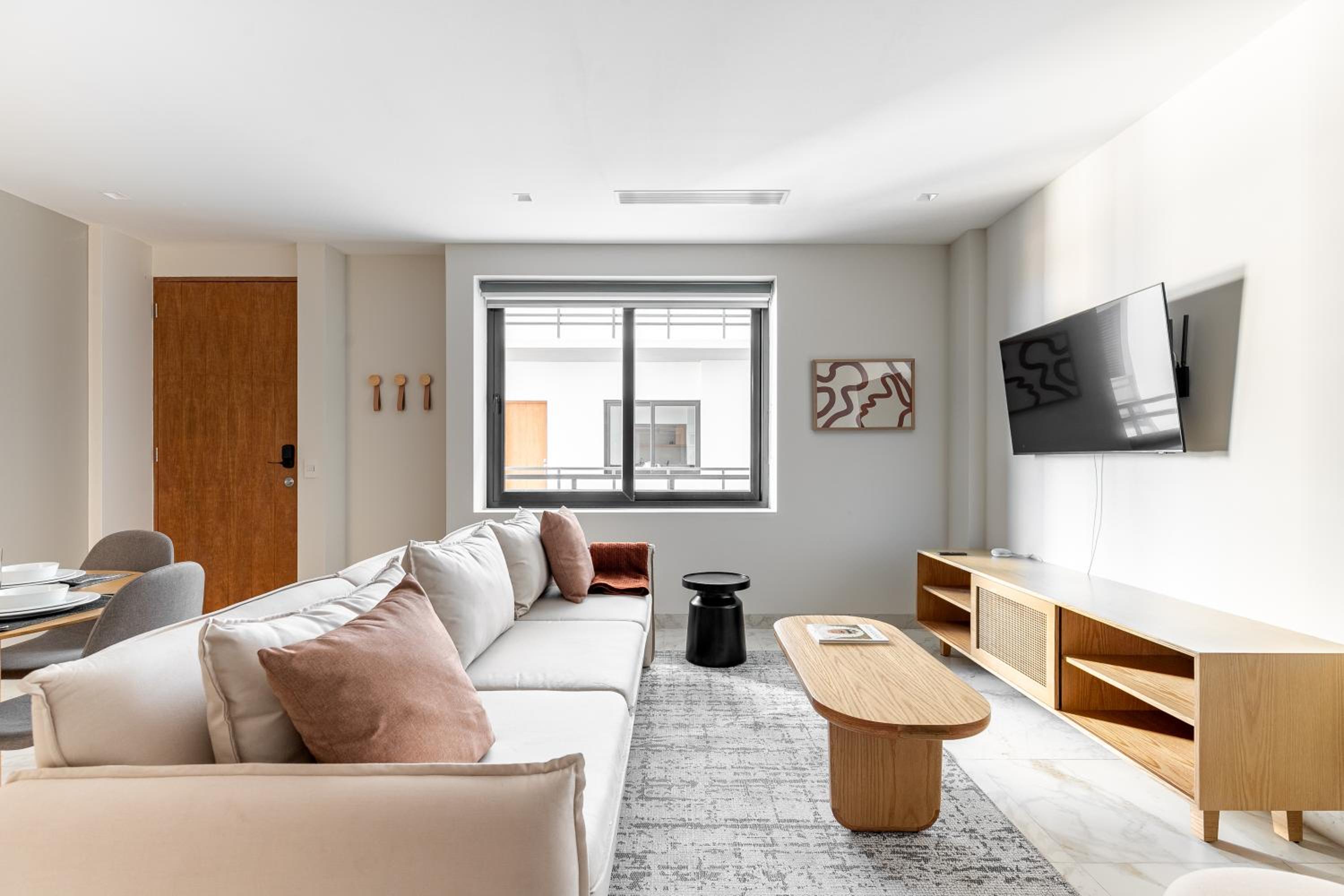 Apartment with Shower