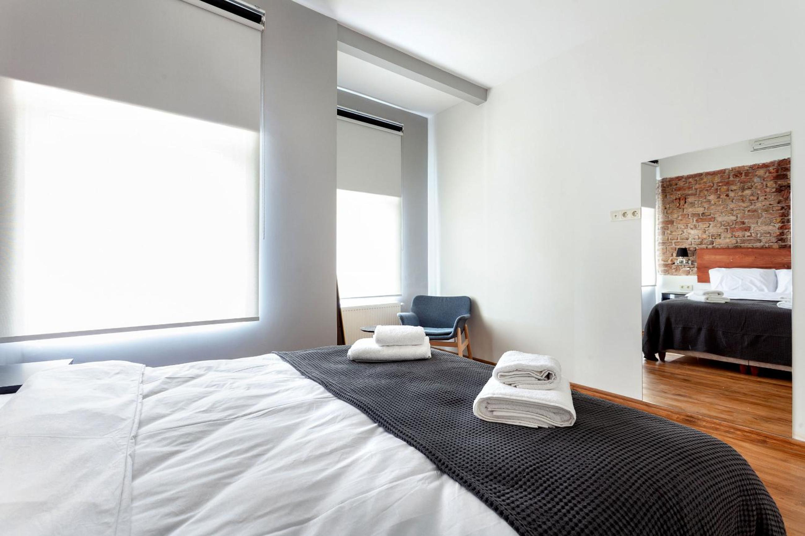 Three-Bedroom Apartment photo 2
