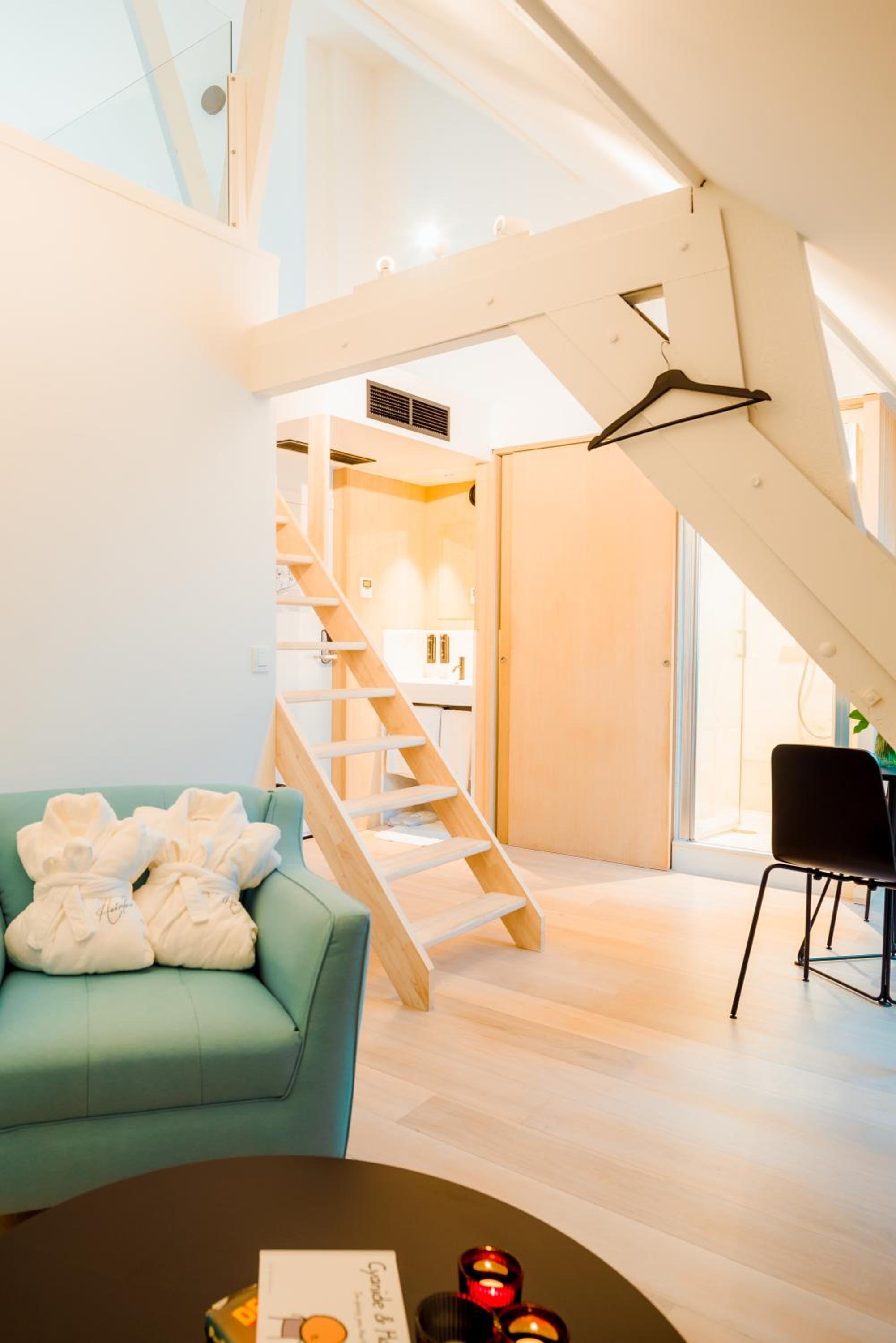 Duplex Suite