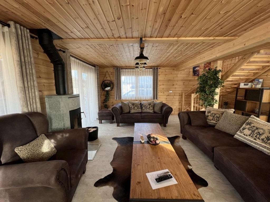 Four-Bedroom House - Photo 27