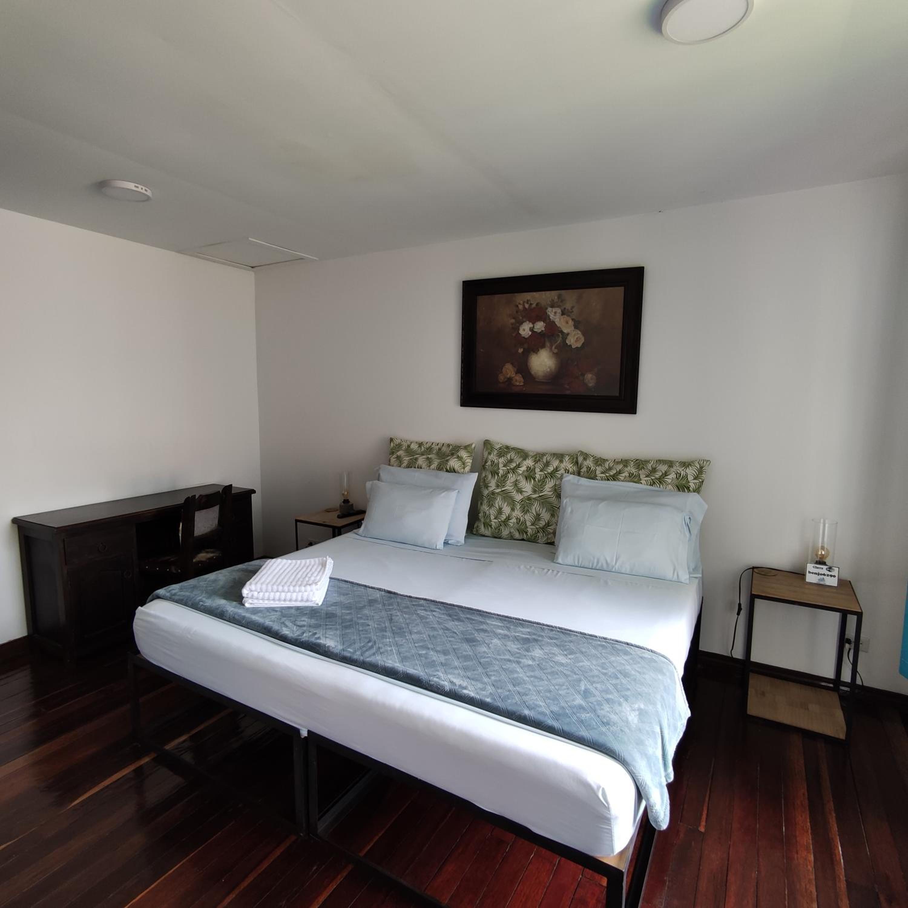 Deluxe Queen Room photo 3