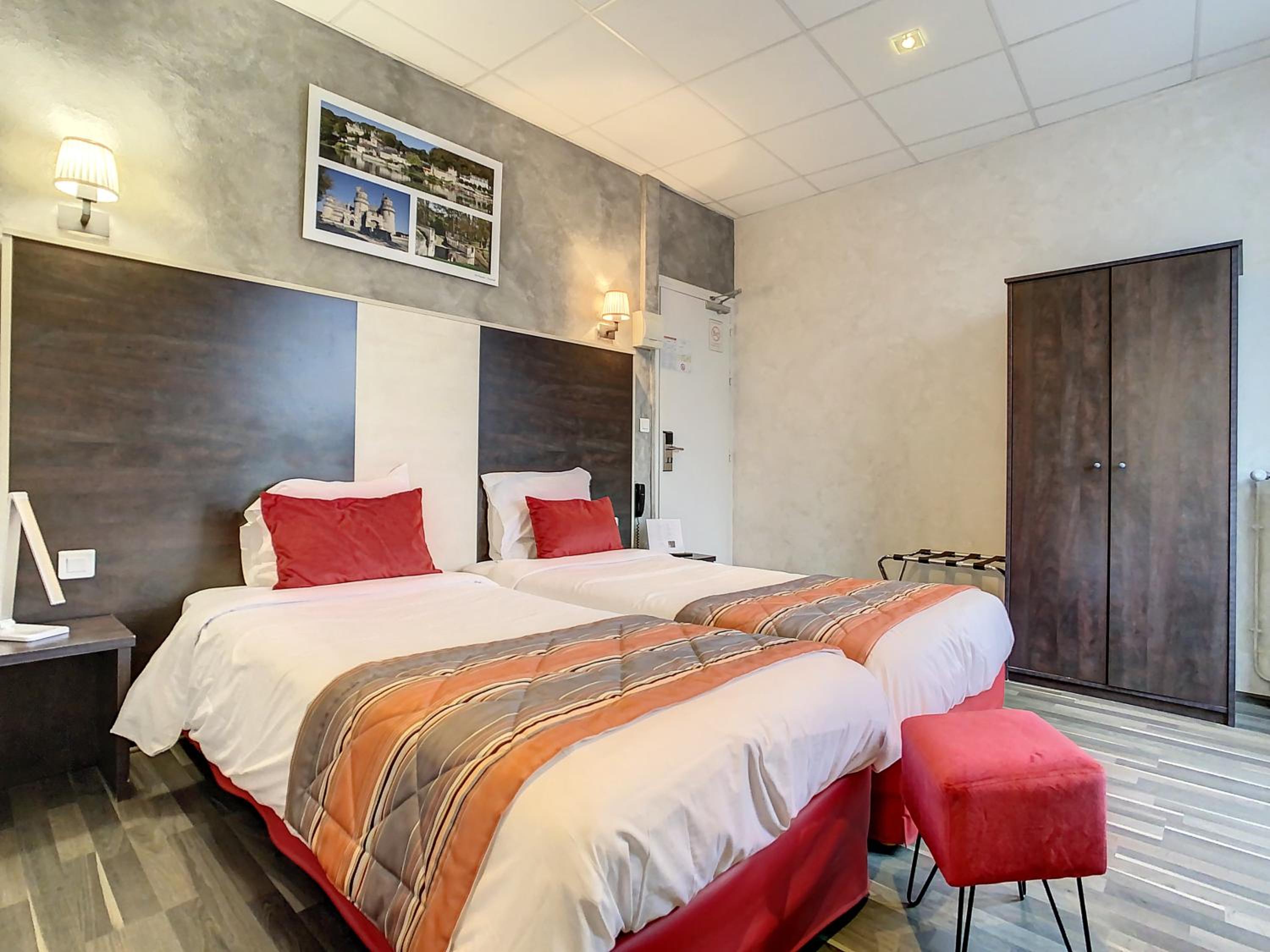 Double Room - Photo 1