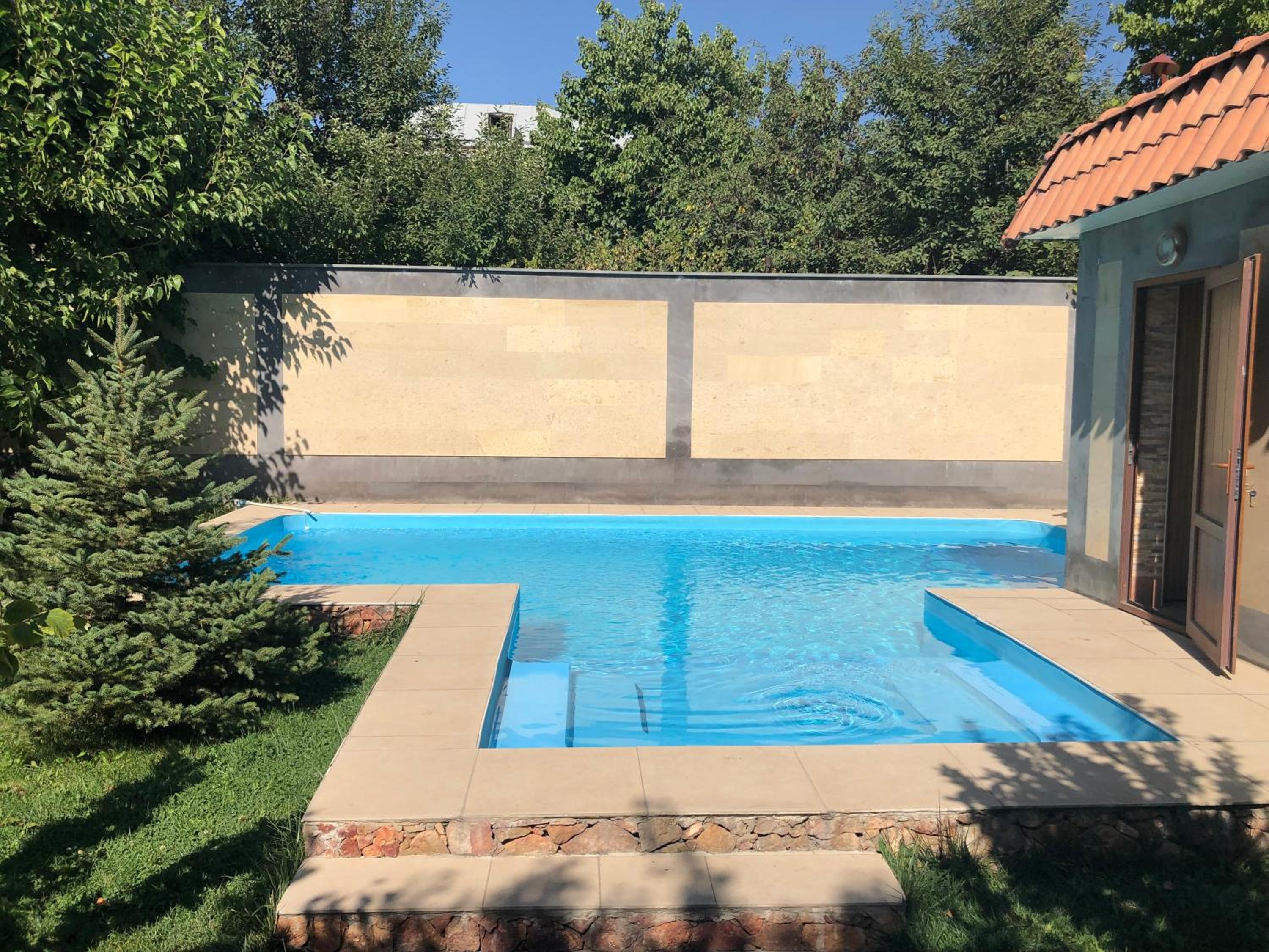 Three-Bedroom Villa photo 1