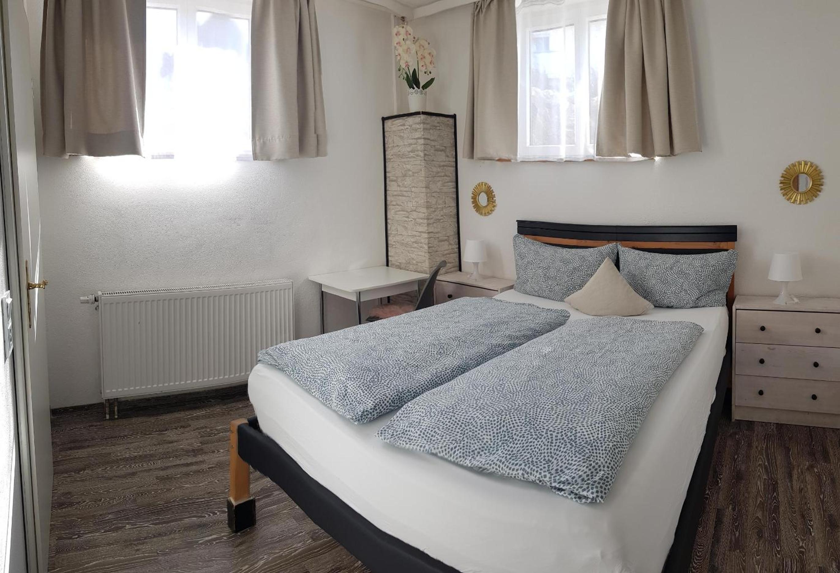 Double Room with Private Bathroom photo 1
