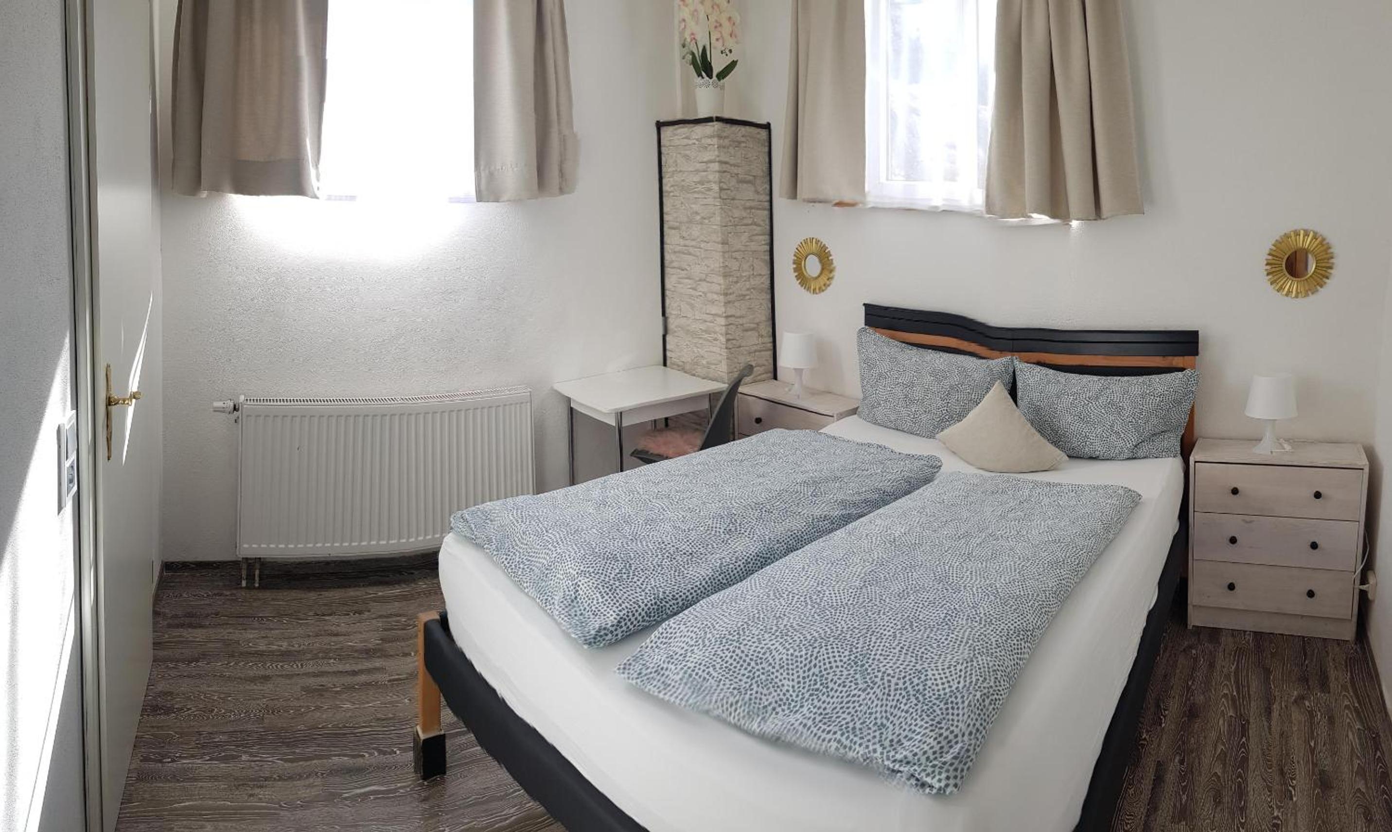 Double Room with Private Bathroom photo 3