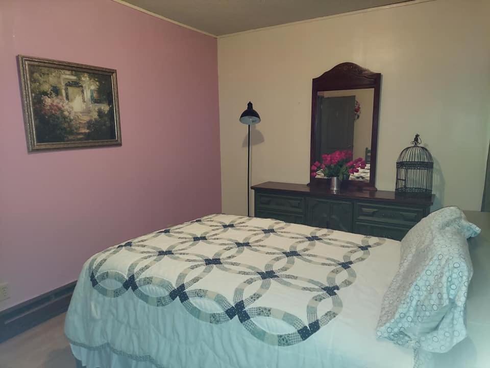 Four-Bedroom House photo 1