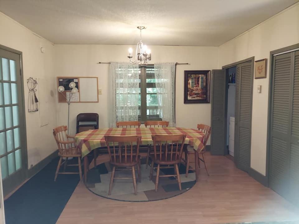 Four-Bedroom House photo 2