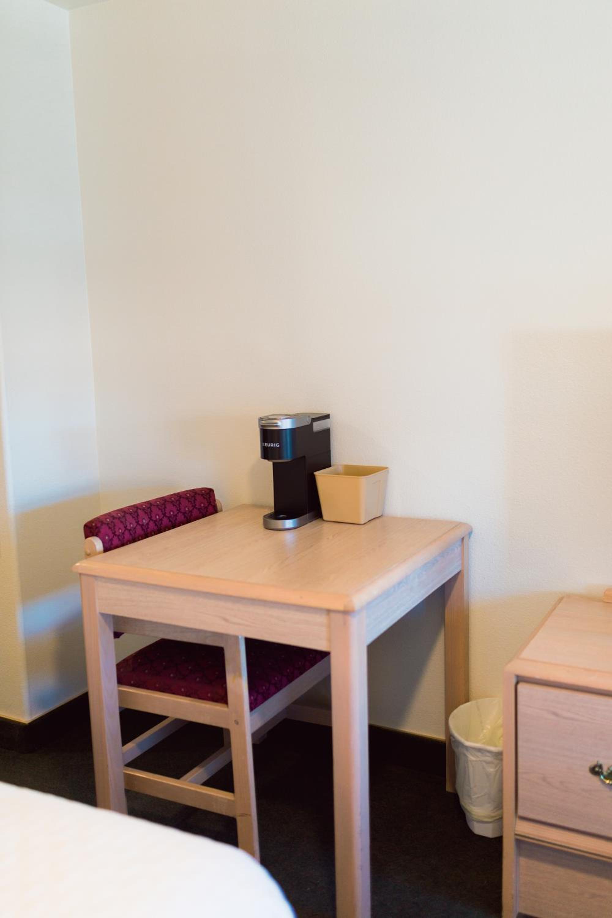Standard Double Room - Photo 5
